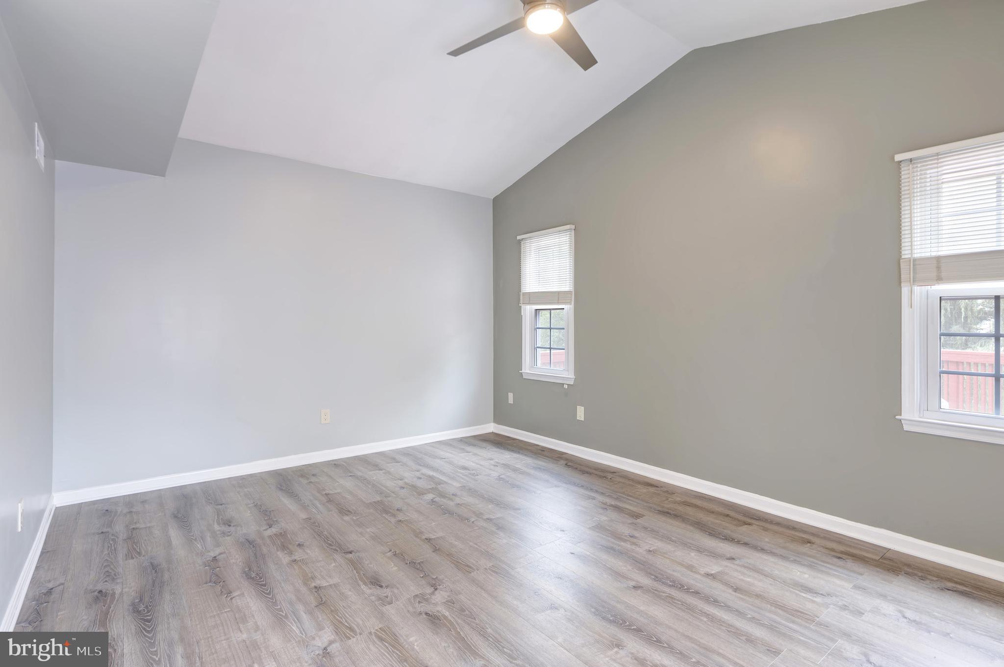 LANDSDOWNE - Residential Lease