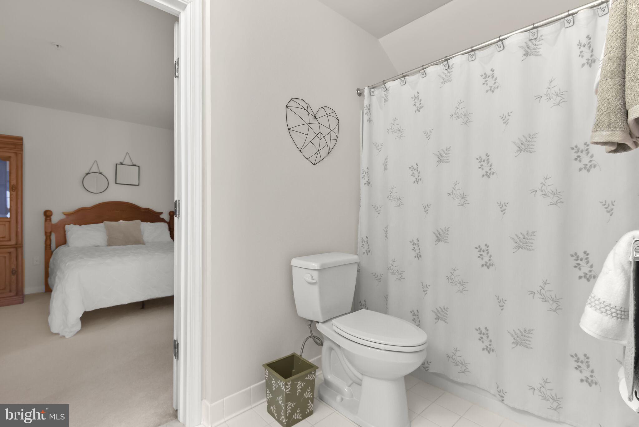 HEARTHSTONE AT VILLAGE CREST CONDOMINIUMS - Residential