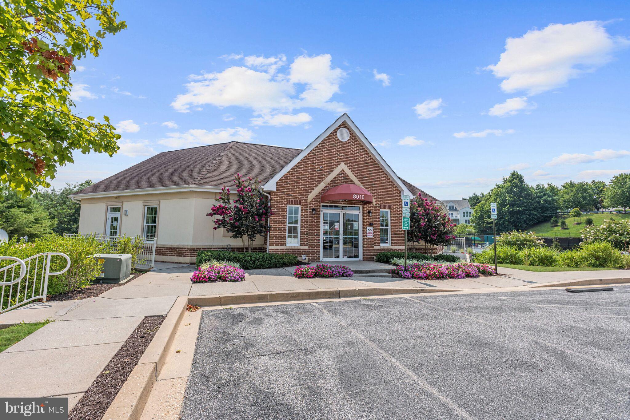 HEARTHSTONE AT VILLAGE CREST CONDOMINIUMS - Residential