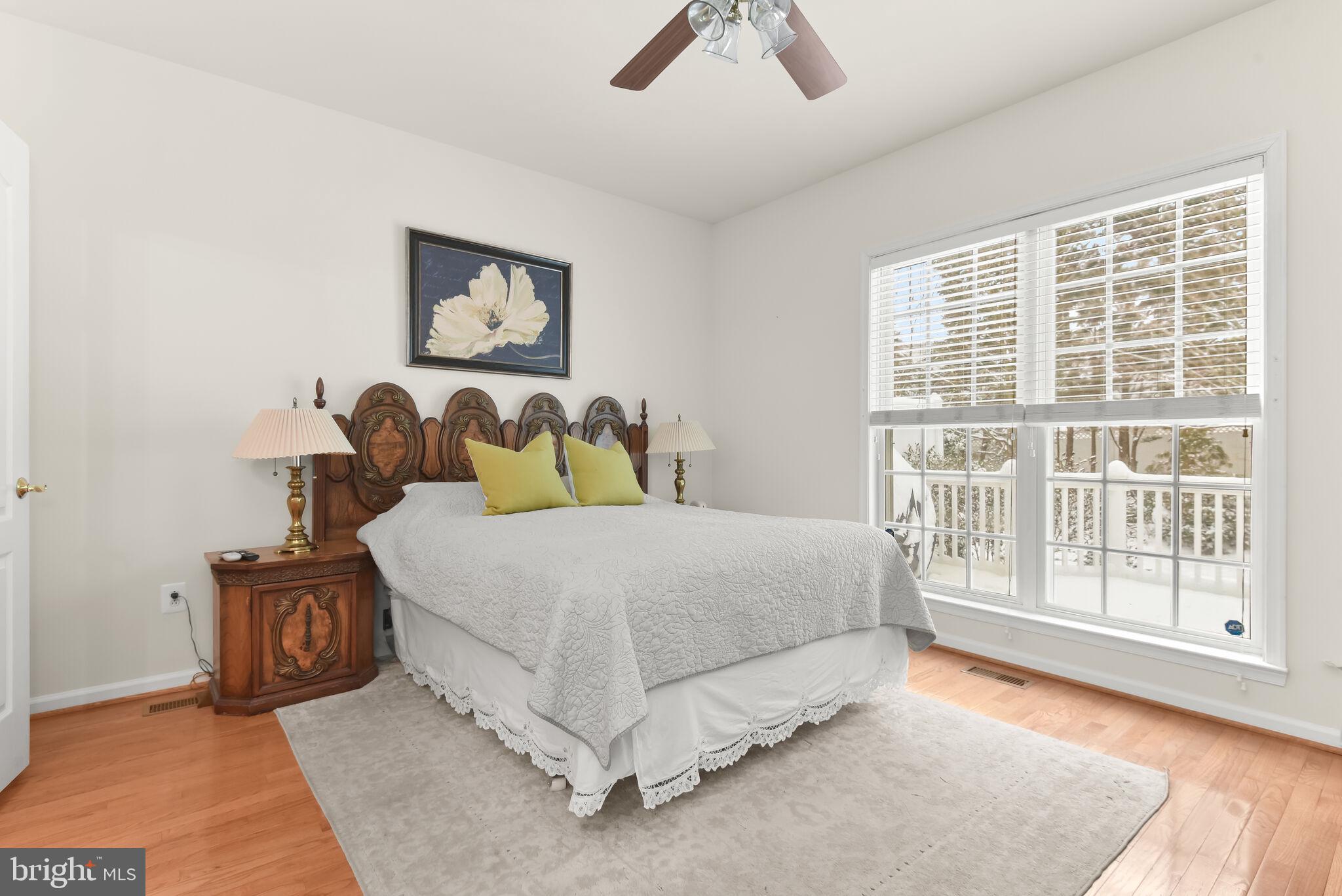 HEARTHSTONE AT VILLAGE CREST CONDOMINIUMS - Residential