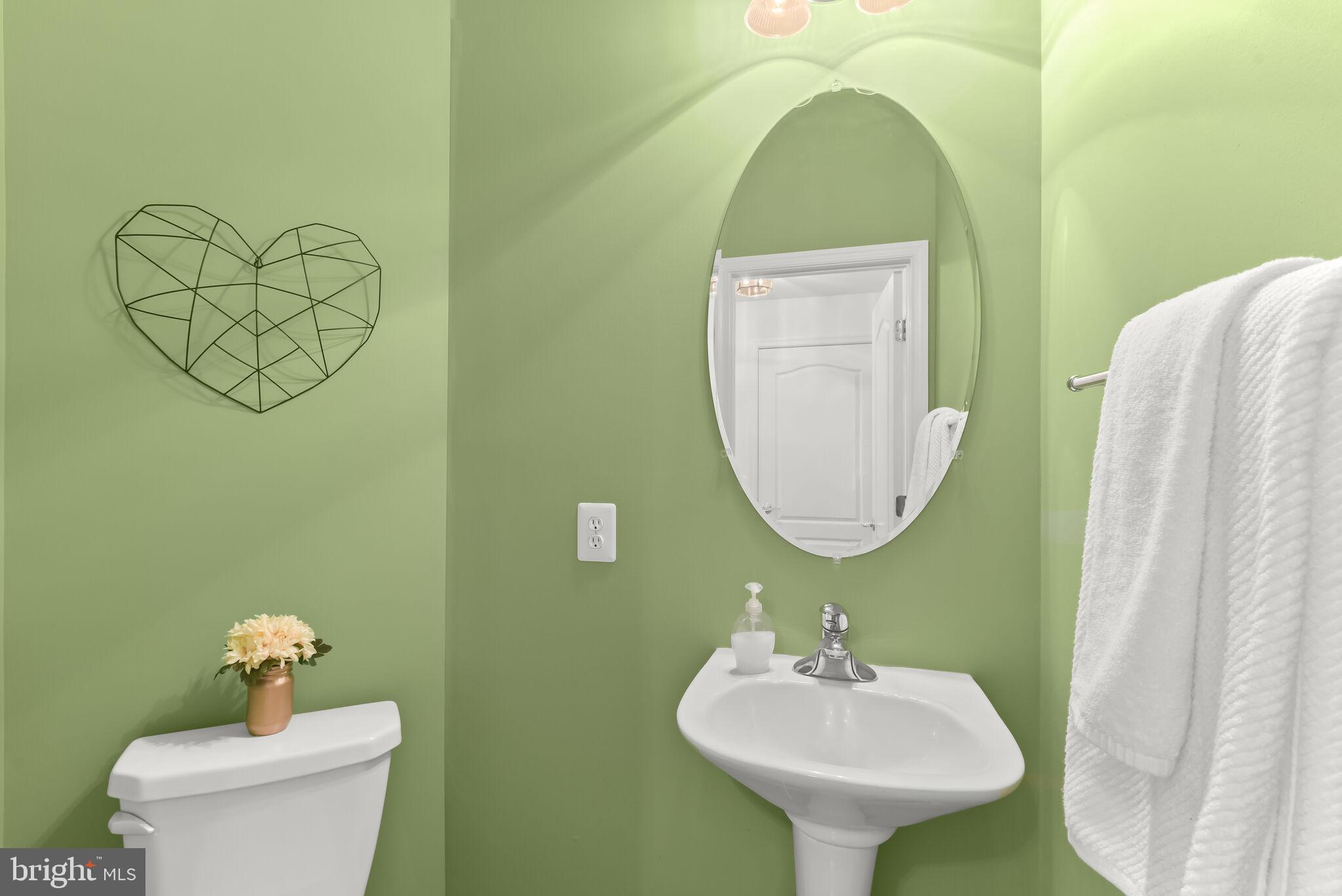 HEARTHSTONE AT VILLAGE CREST CONDOMINIUMS - Residential