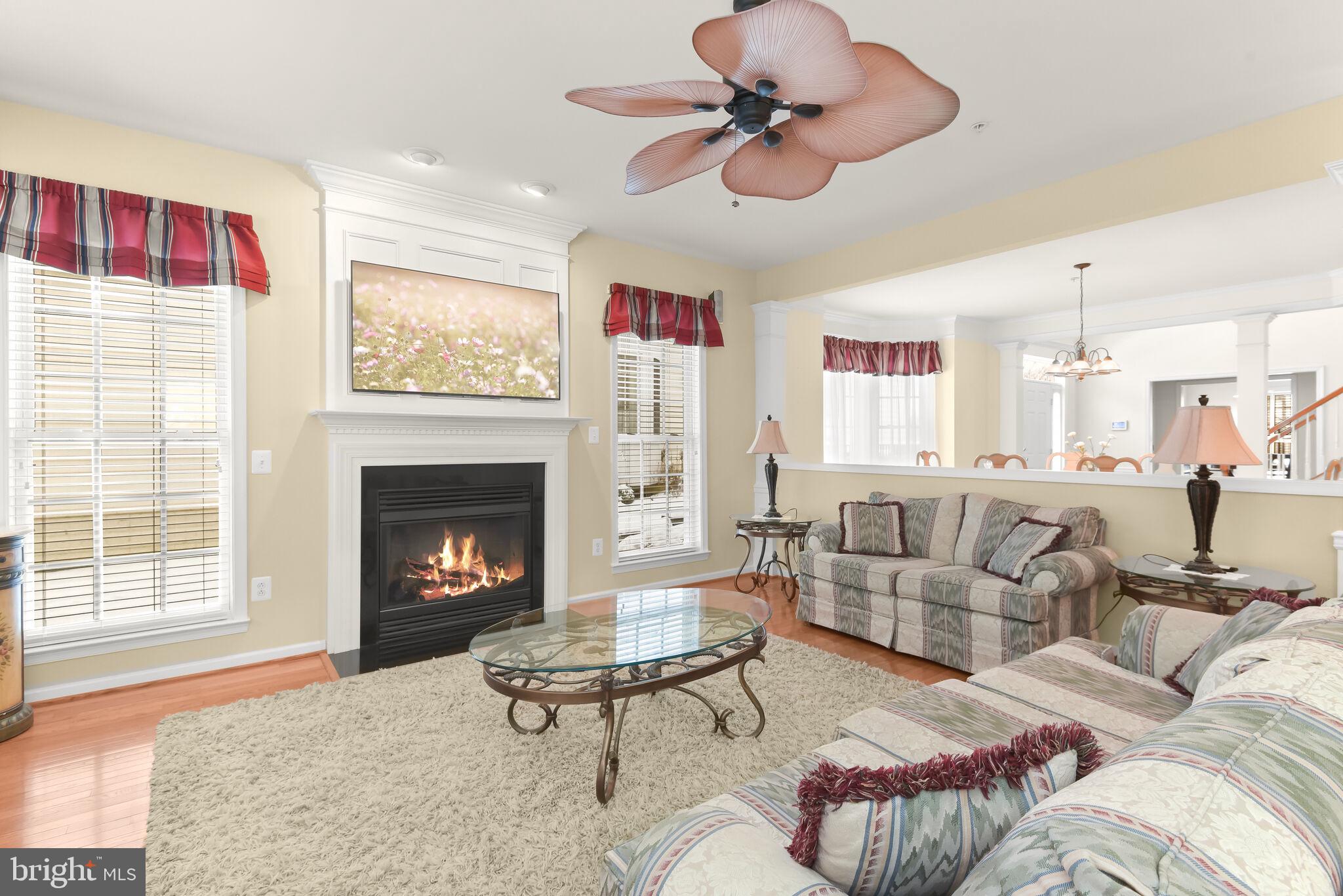 HEARTHSTONE AT VILLAGE CREST CONDOMINIUMS - Residential