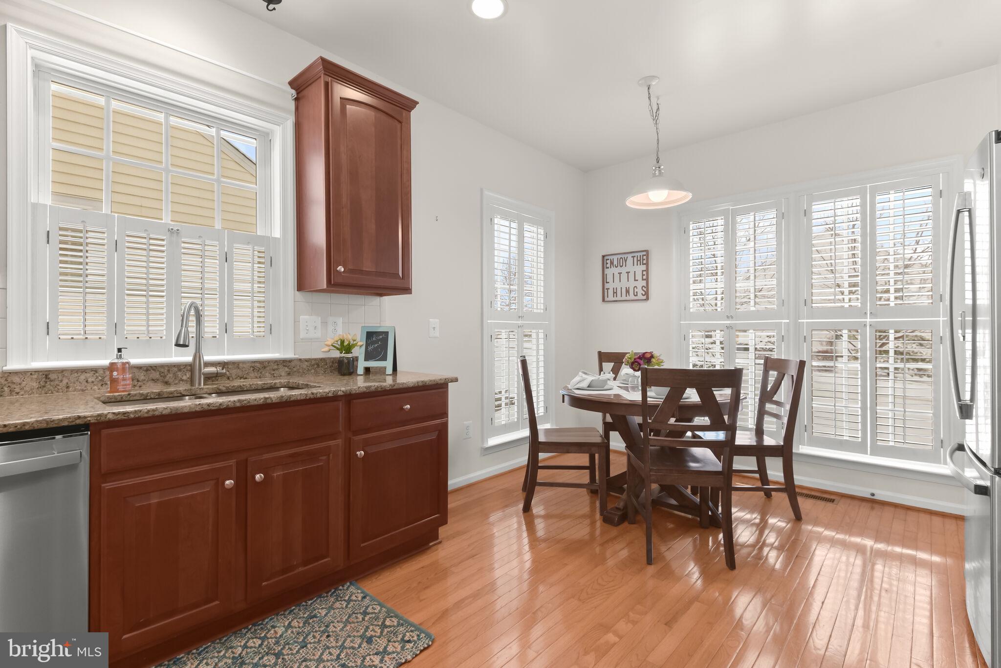 HEARTHSTONE AT VILLAGE CREST CONDOMINIUMS - Residential