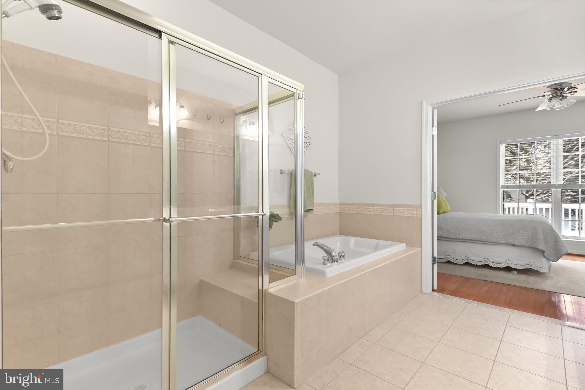 HEARTHSTONE AT VILLAGE CREST CONDOMINIUMS - Residential