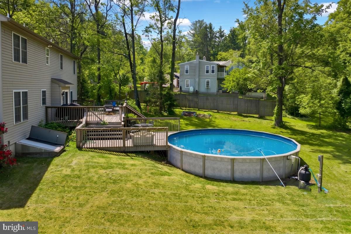 CREEKSIDE - Residential