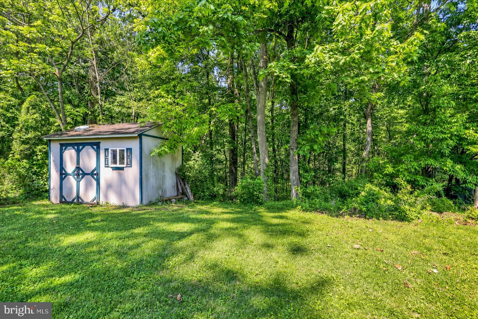 CREEKSIDE - Residential