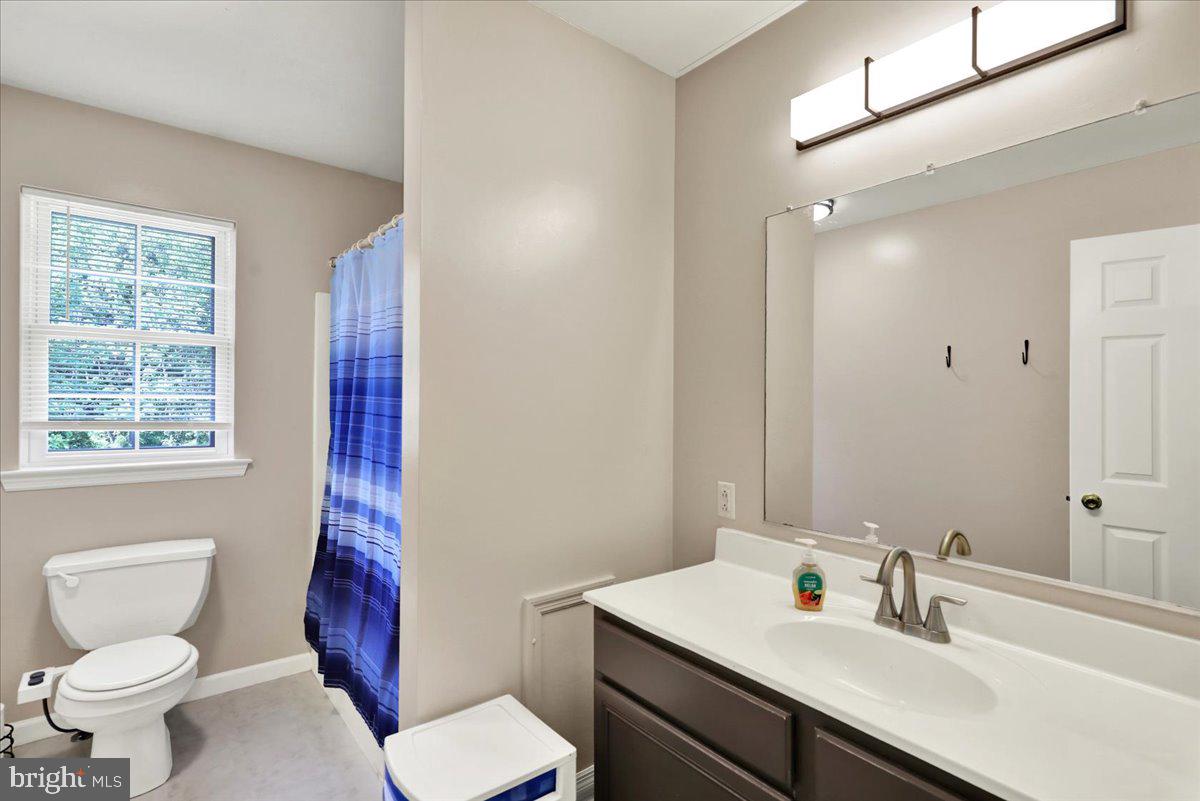 CREEKSIDE - Residential