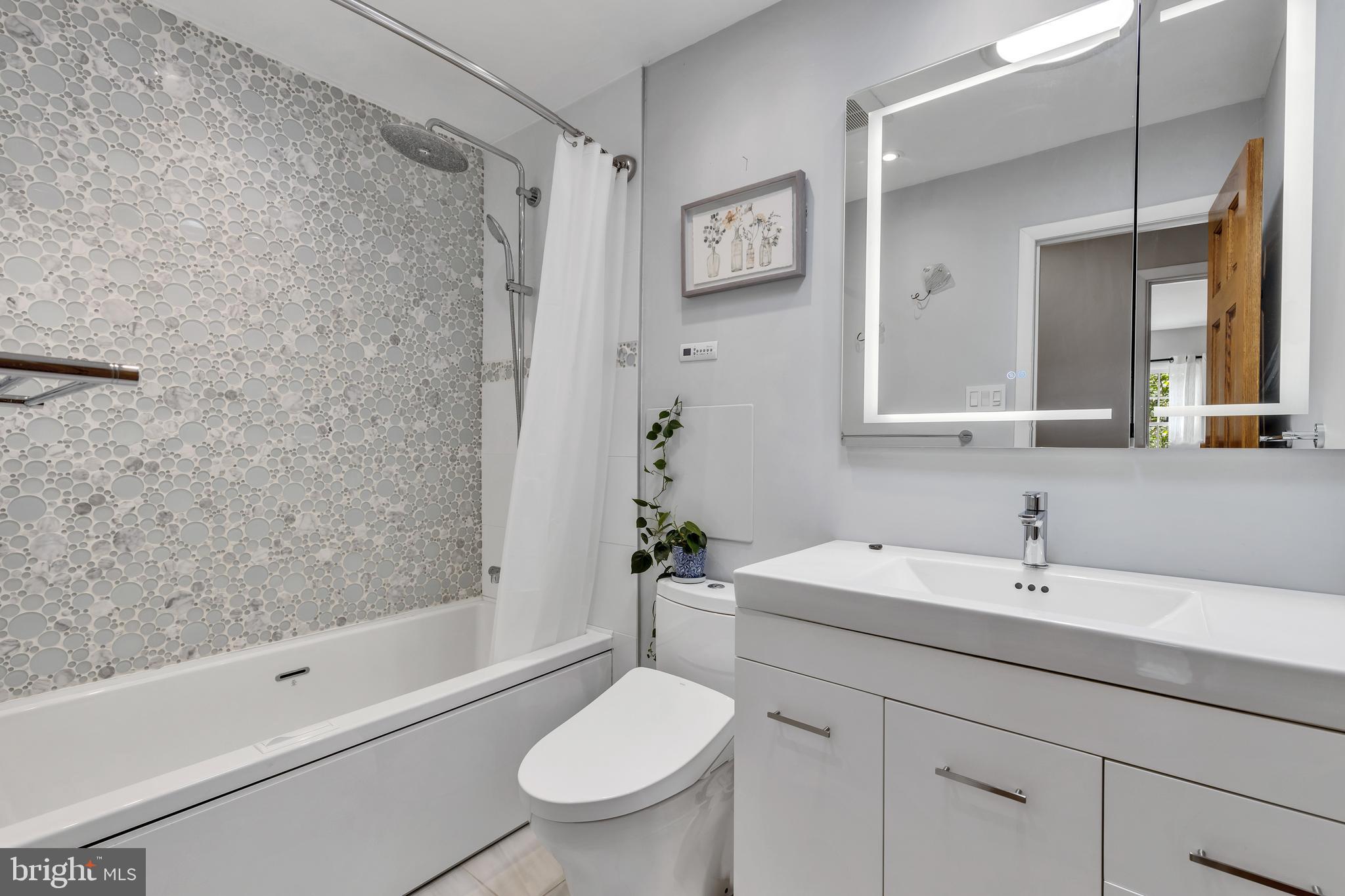 CENTENNIAL ESTATES - Residential