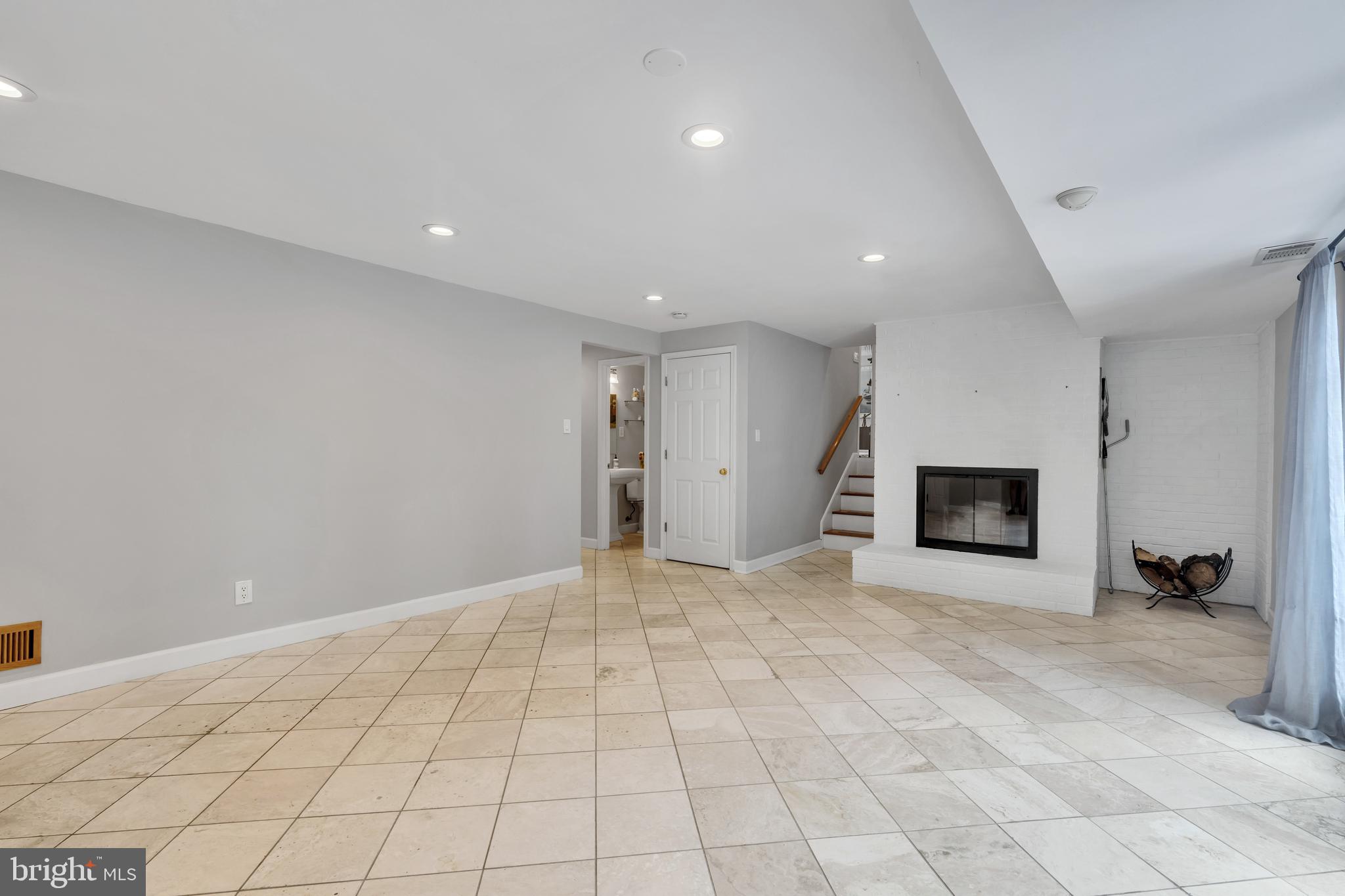 CENTENNIAL ESTATES - Residential