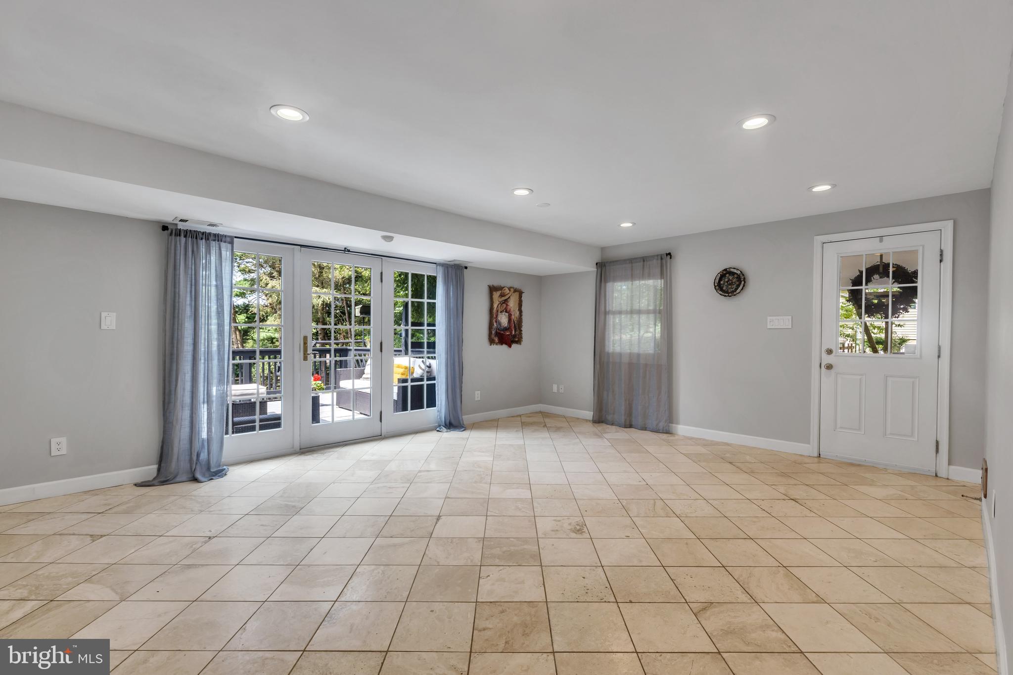 CENTENNIAL ESTATES - Residential