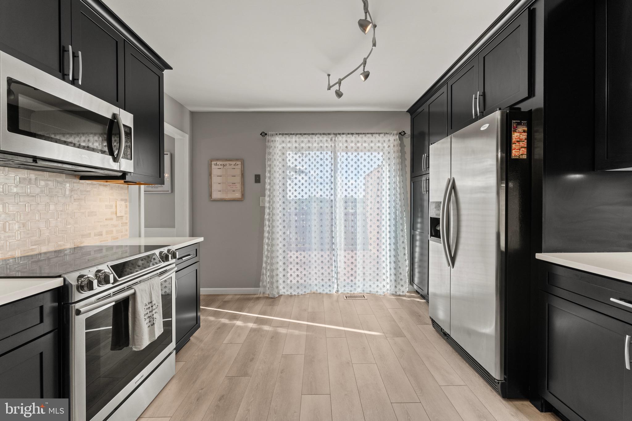 AMYCLAE ESTATES - Residential
