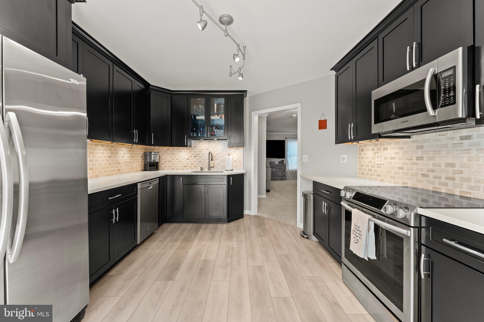 AMYCLAE ESTATES - Residential