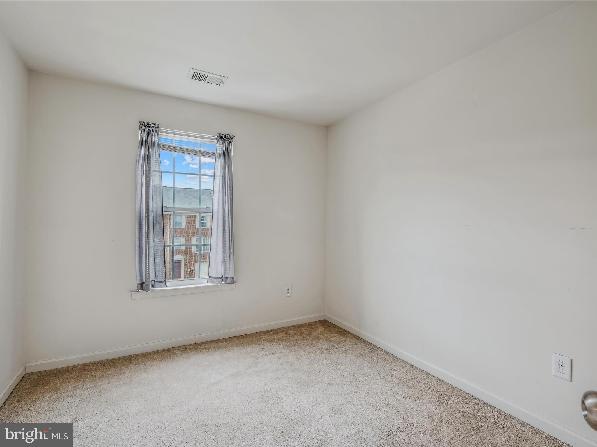 WINDMILL CROSSING - Residential Lease
