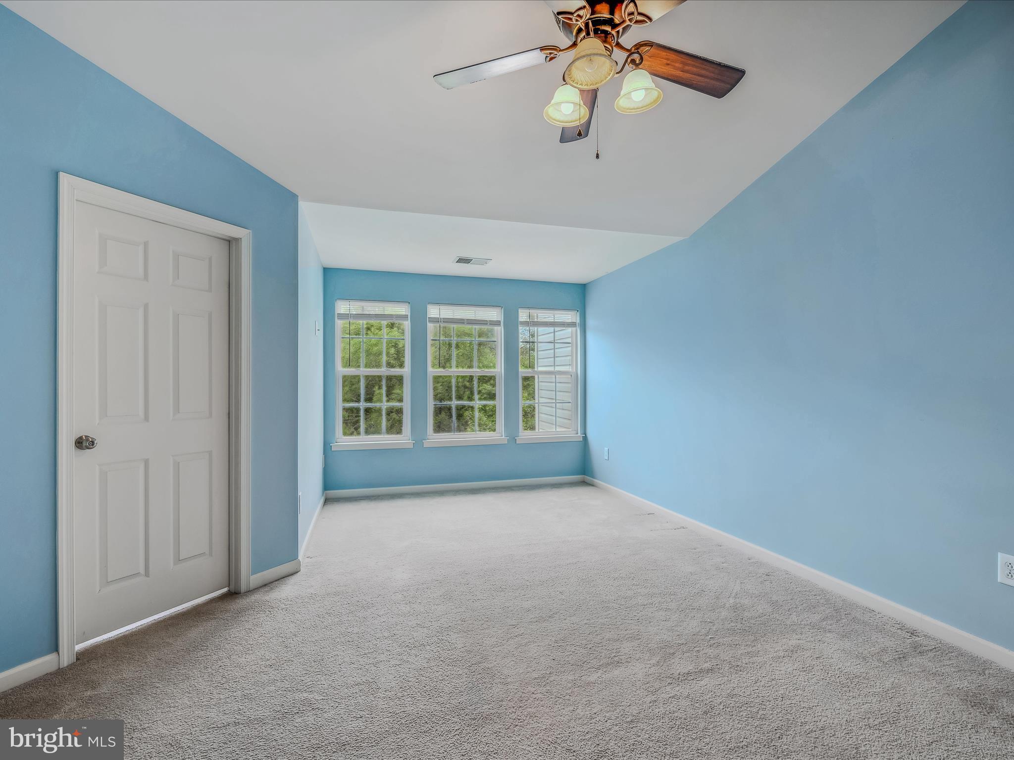 WINDMILL CROSSING - Residential Lease