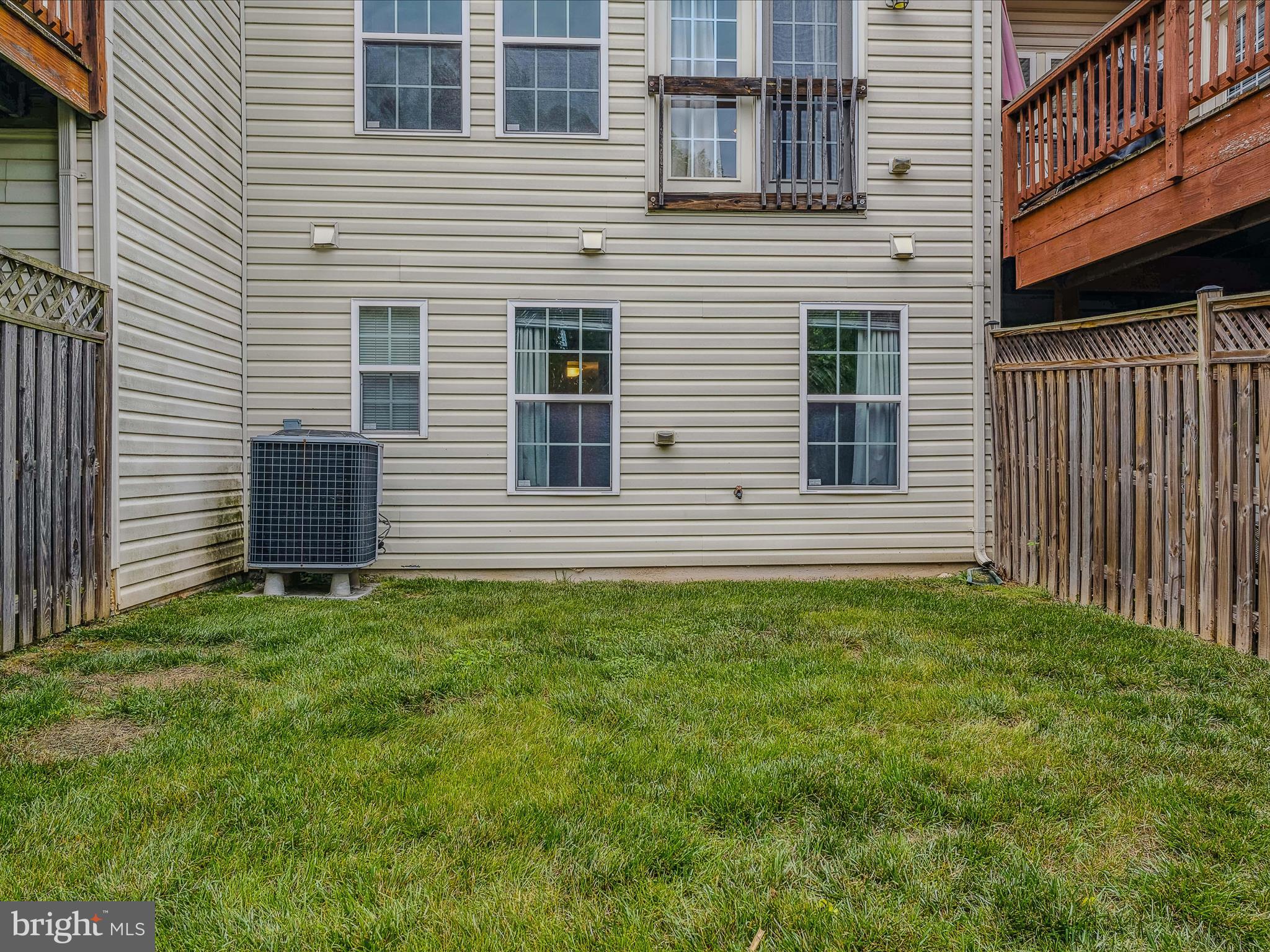 WINDMILL CROSSING - Residential Lease