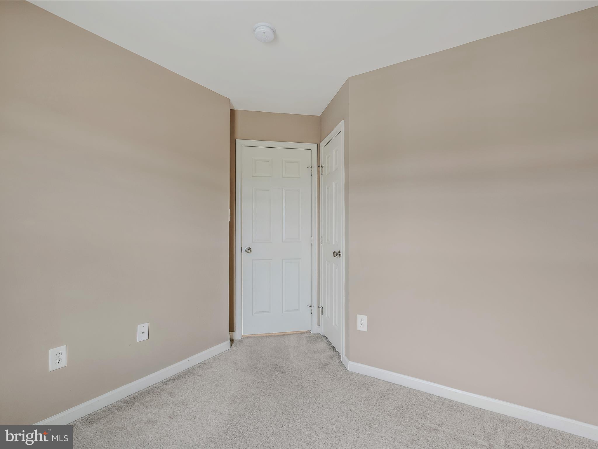 WINDMILL CROSSING - Residential Lease