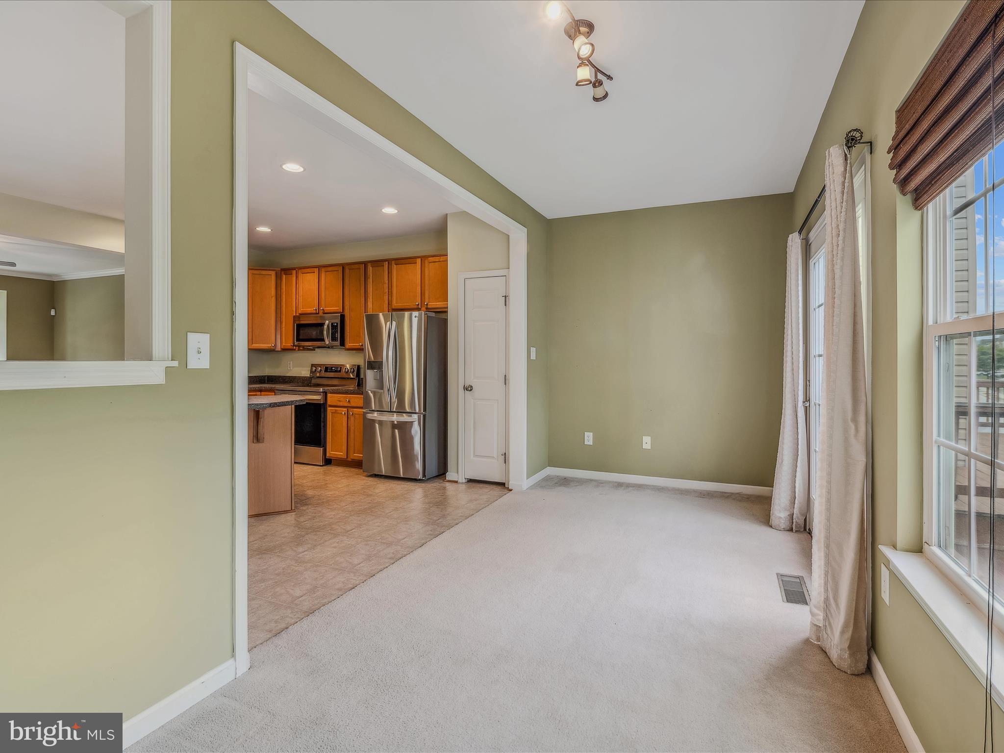 WINDMILL CROSSING - Residential Lease