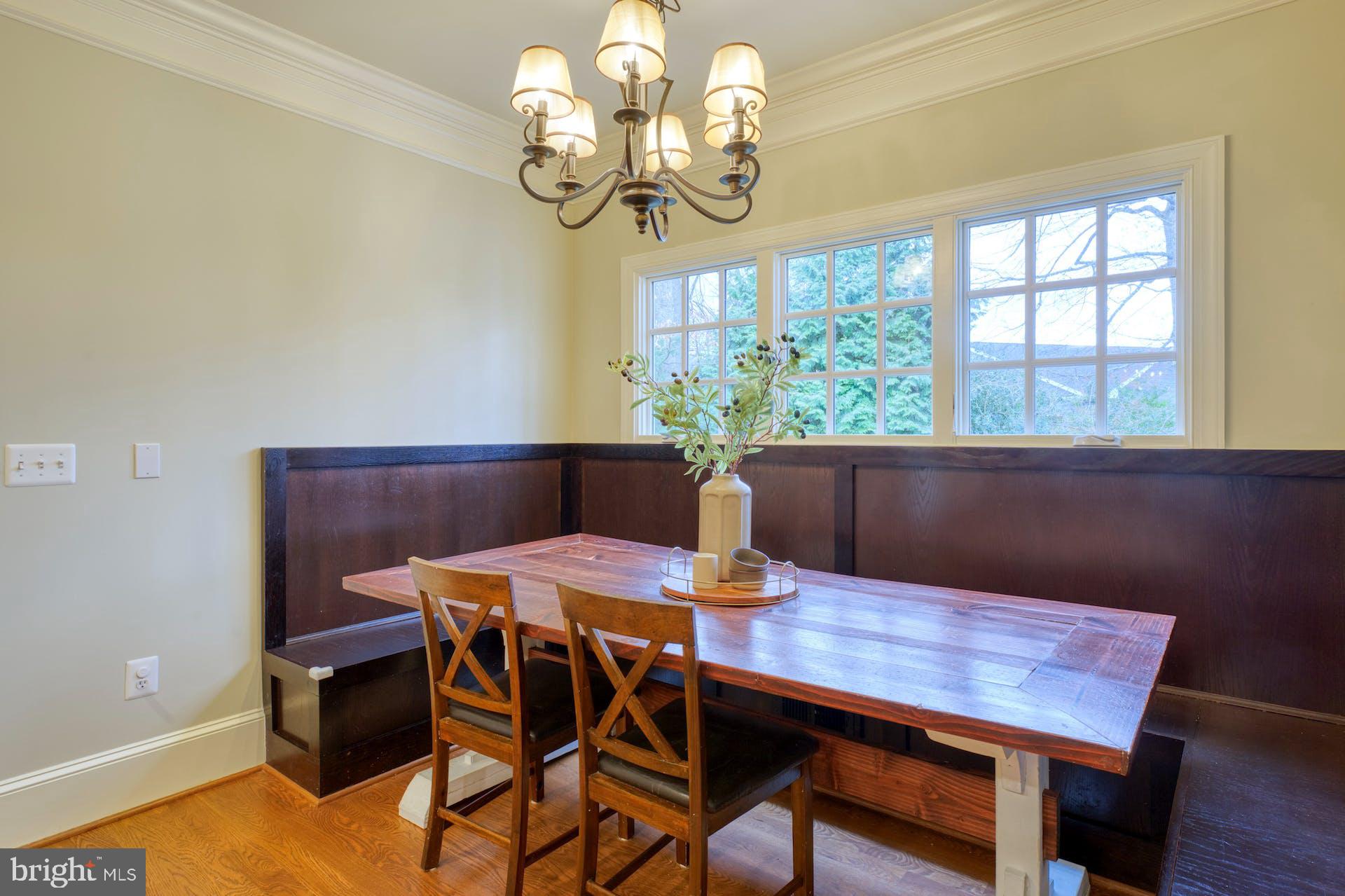 VIENNA WOODS - Residential