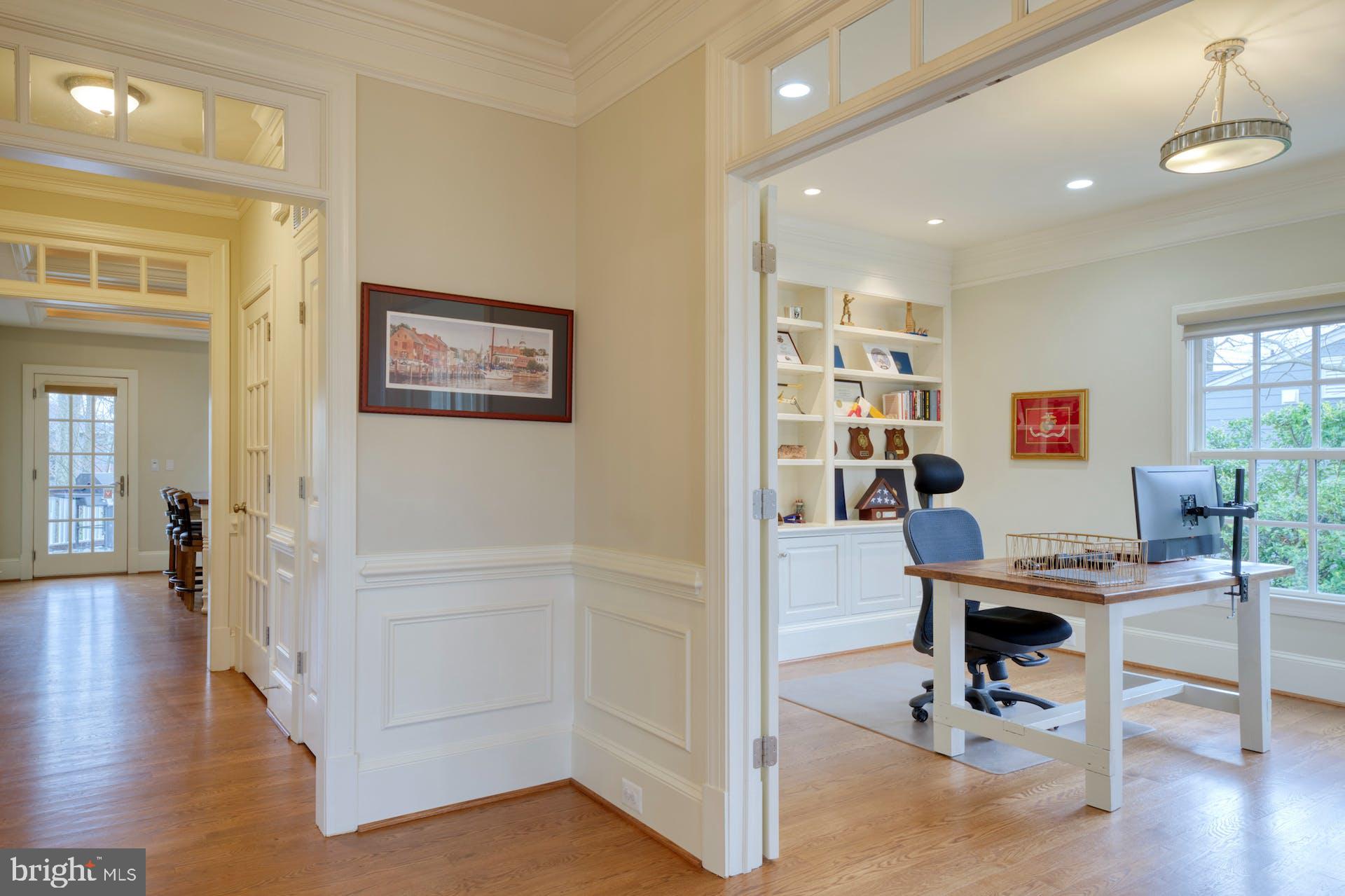 VIENNA WOODS - Residential