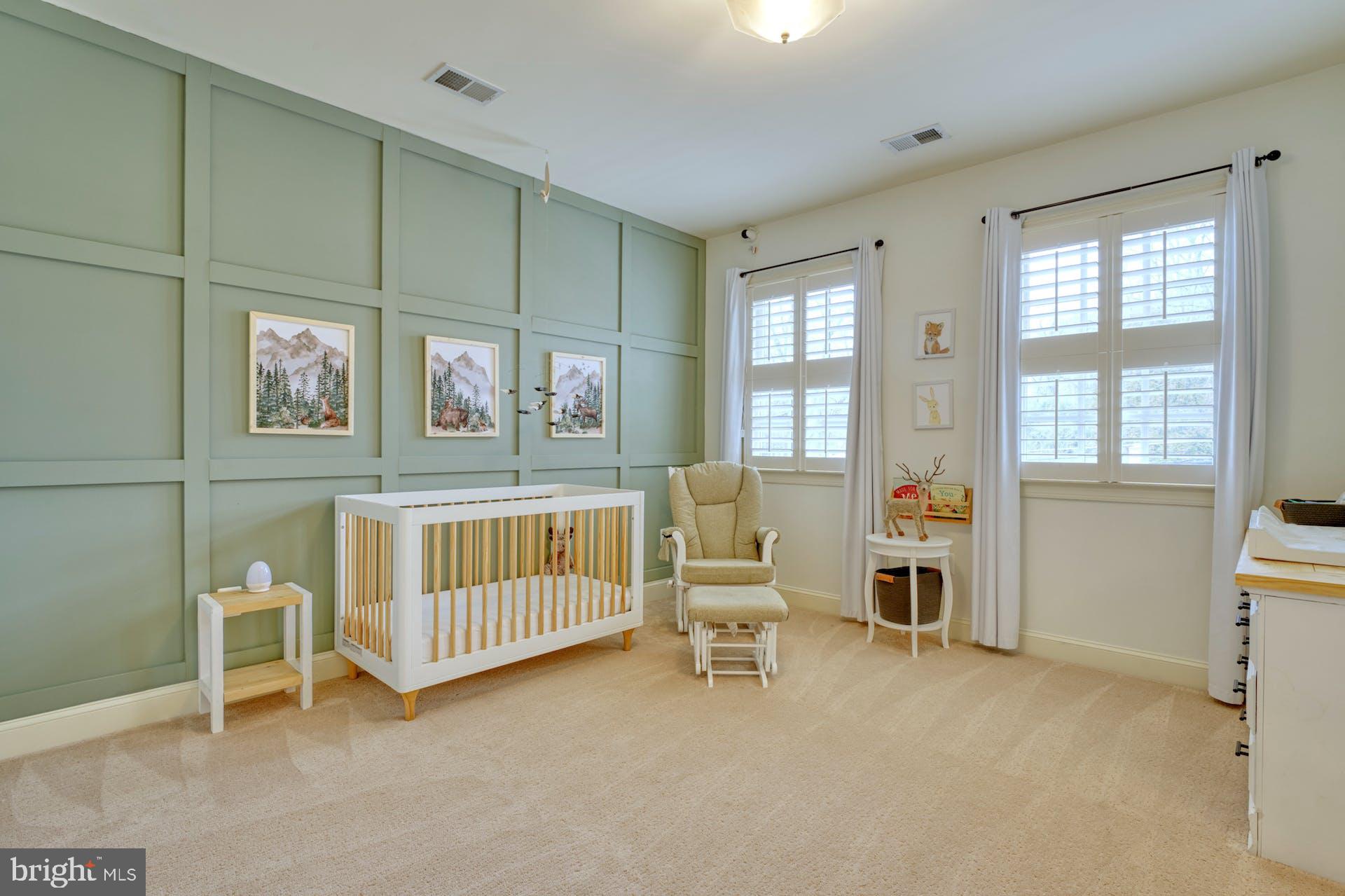 VIENNA WOODS - Residential