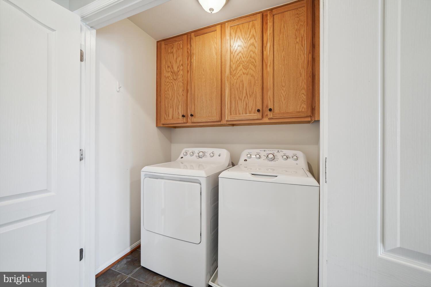 LANSDOWNE TOWN CENTER - Residential