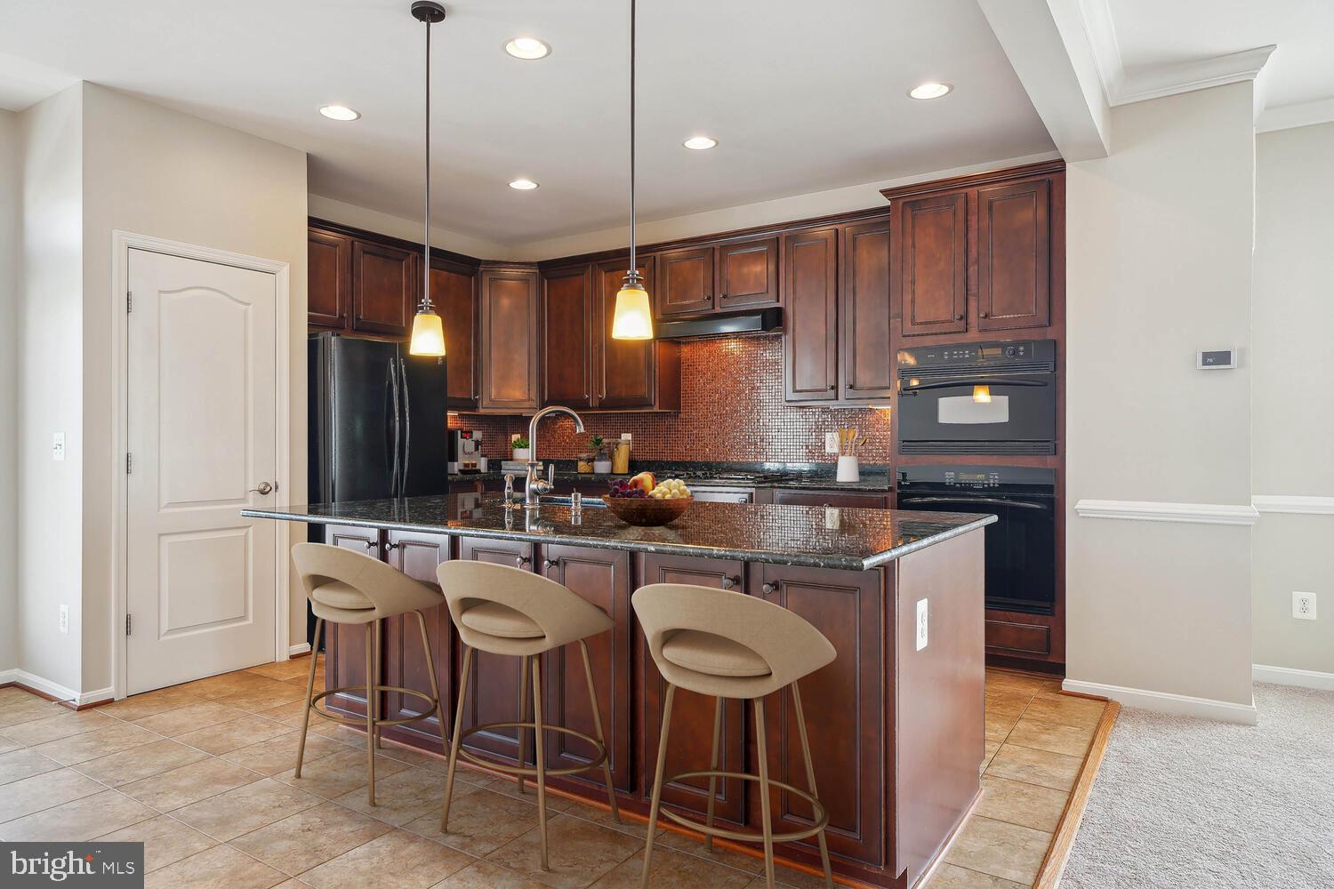 LANSDOWNE TOWN CENTER - Residential