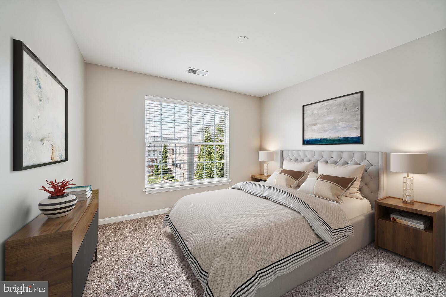 LANSDOWNE TOWN CENTER - Residential