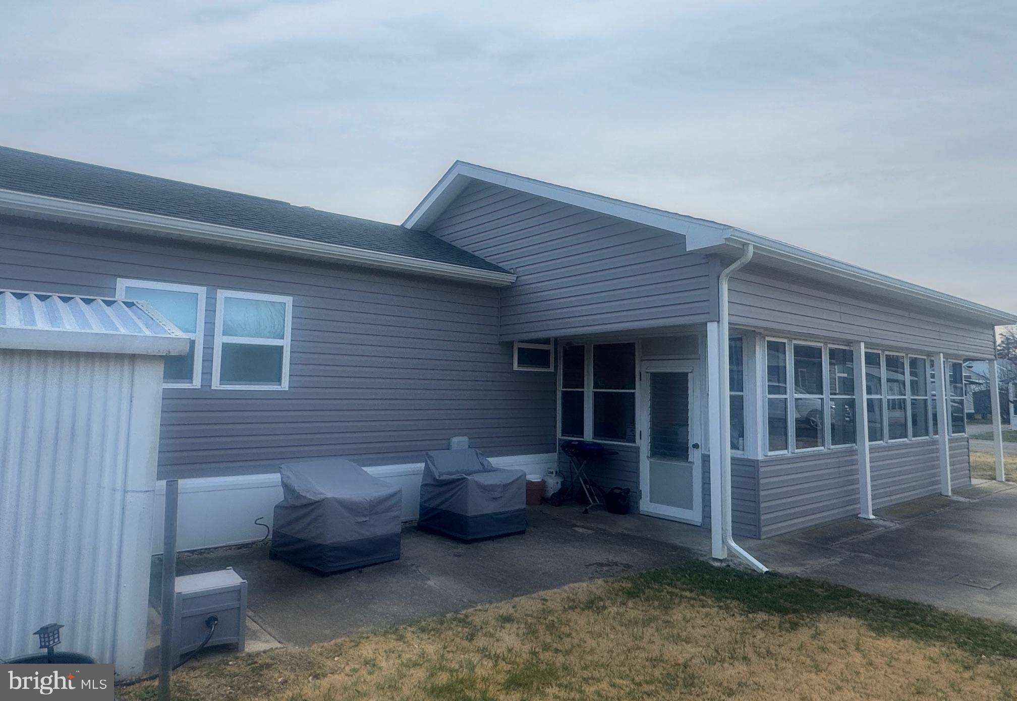 COLONIAL EAST MHP - Residential