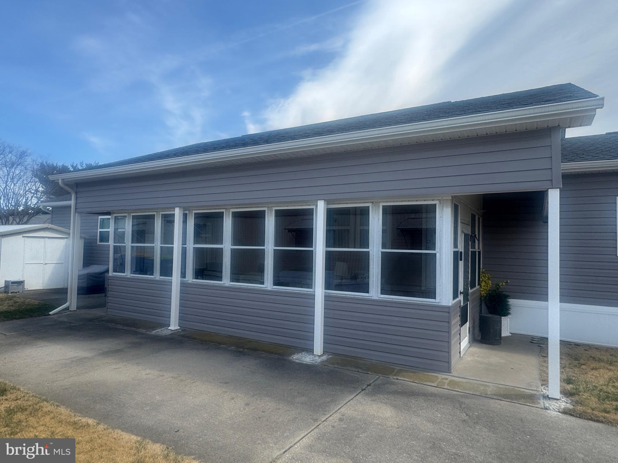 COLONIAL EAST MHP - Residential