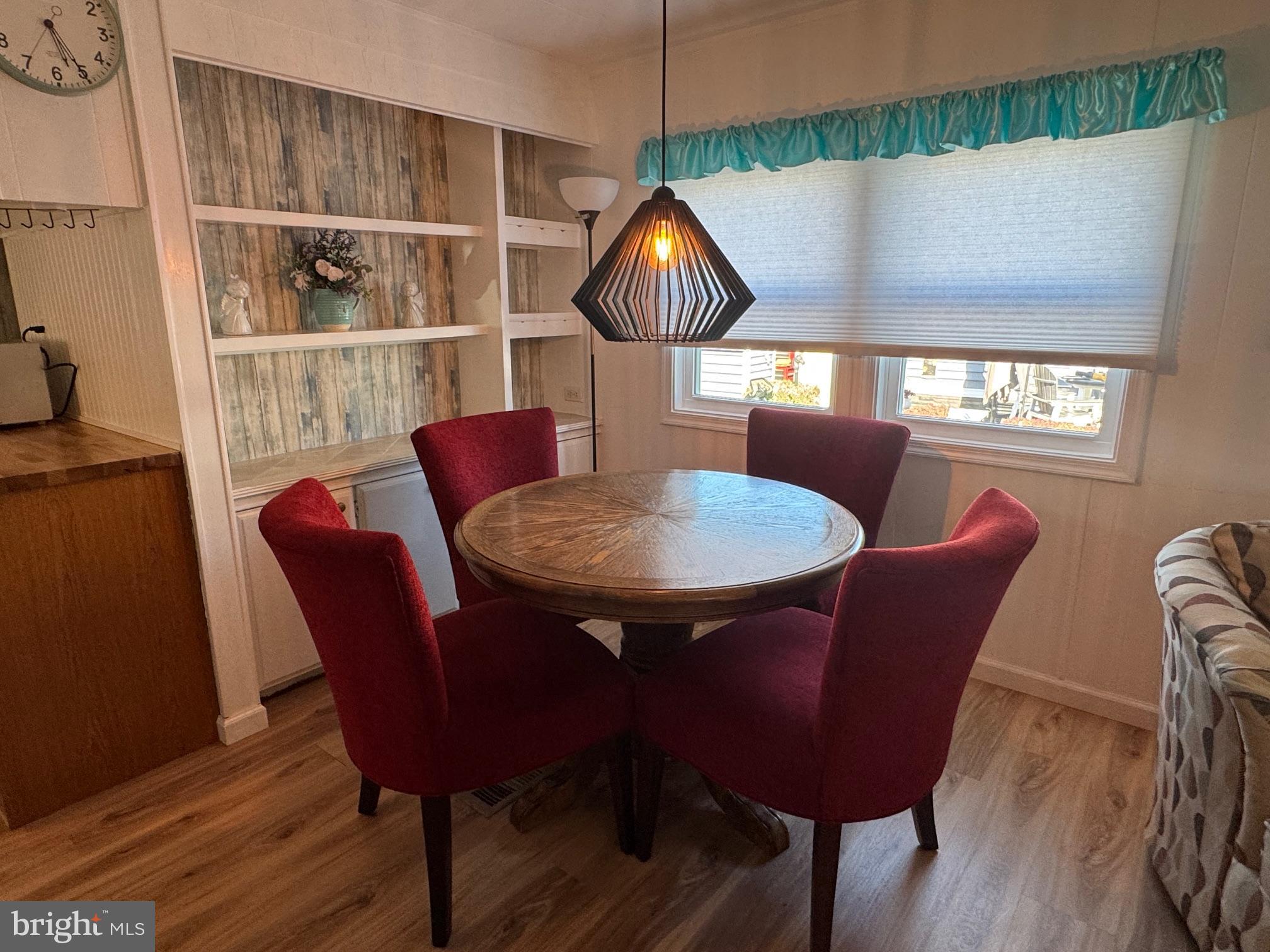 COLONIAL EAST MHP - Residential