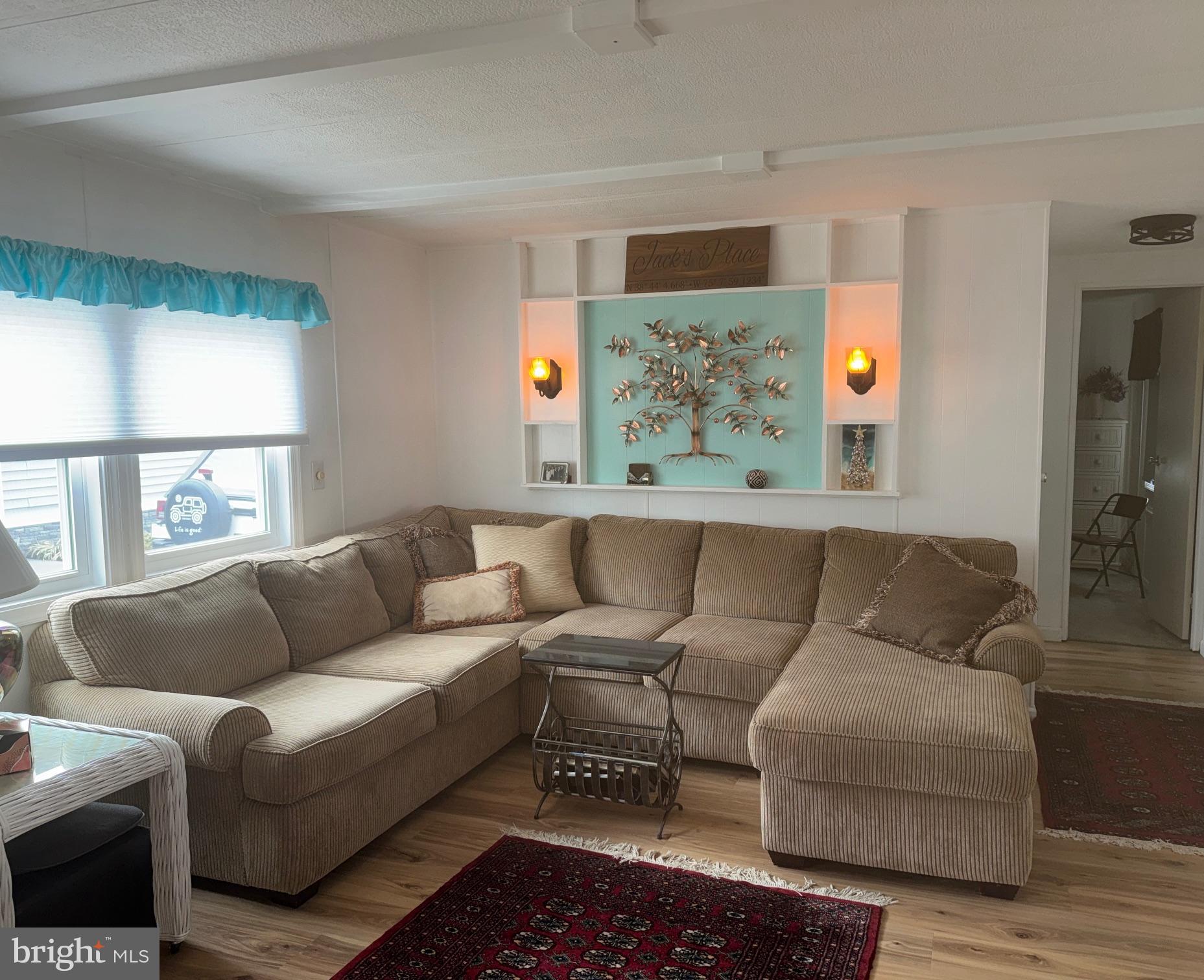 COLONIAL EAST MHP - Residential