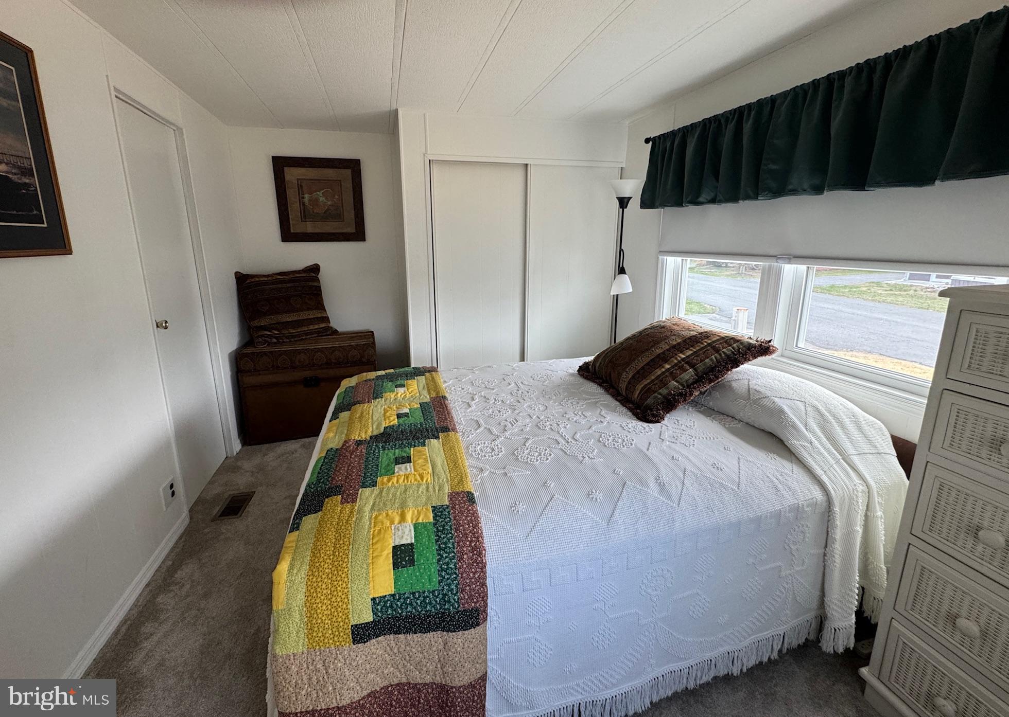 COLONIAL EAST MHP - Residential