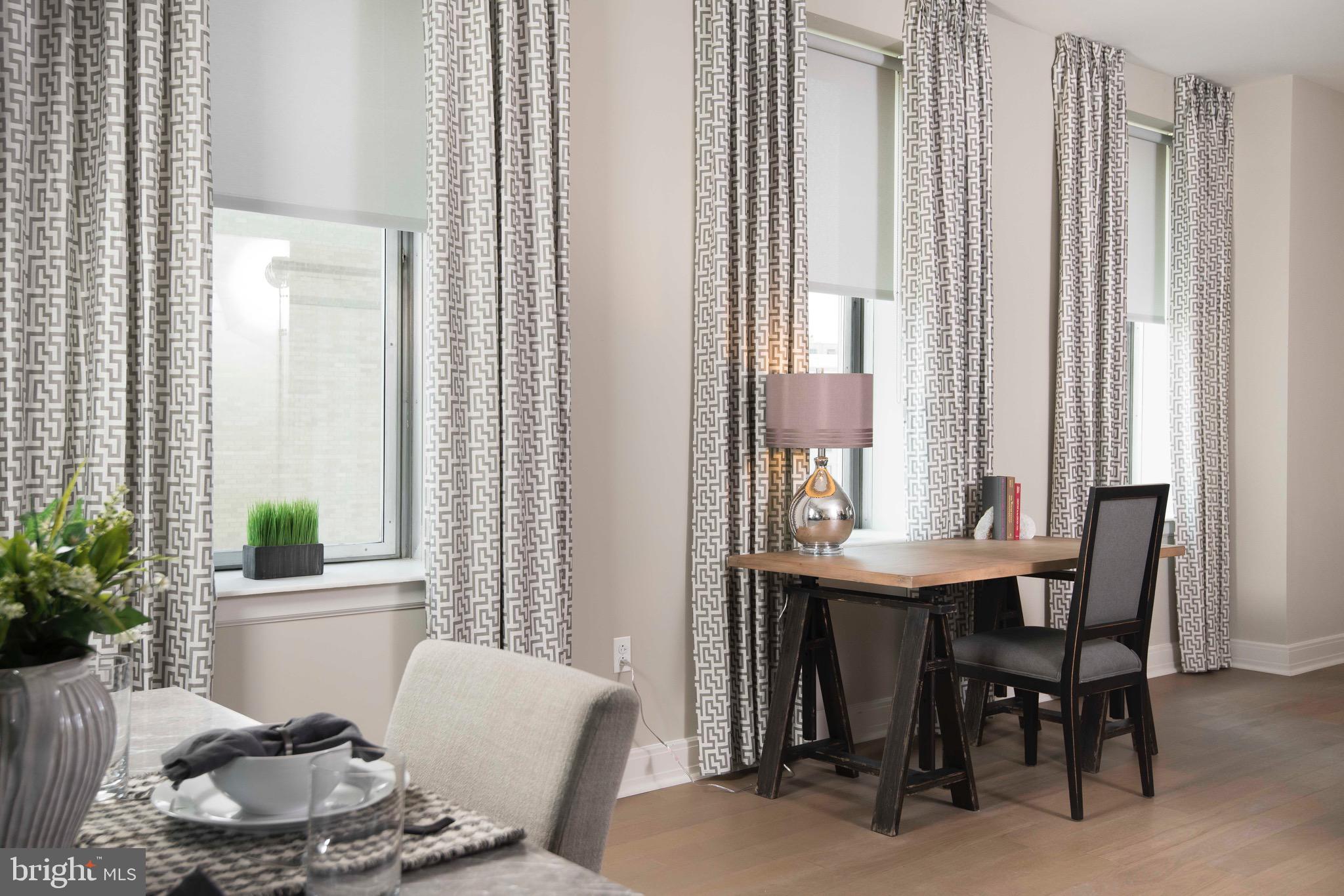 DOWNTOWN - Residential Lease