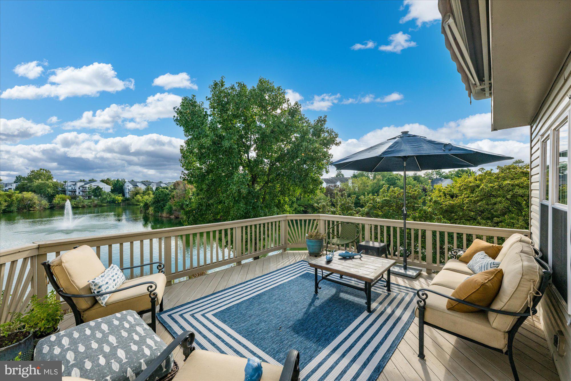 ASHBURN VILLAGE - Residential