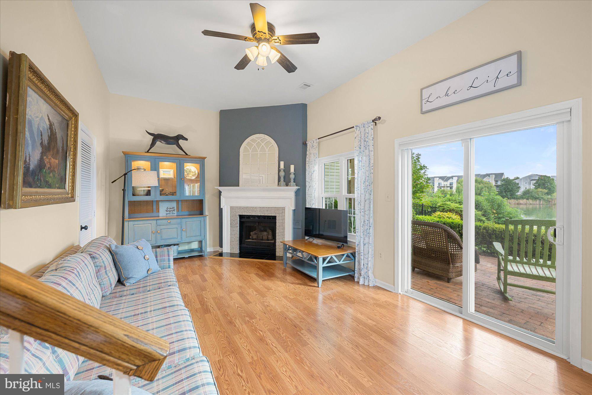 ASHBURN VILLAGE - Residential