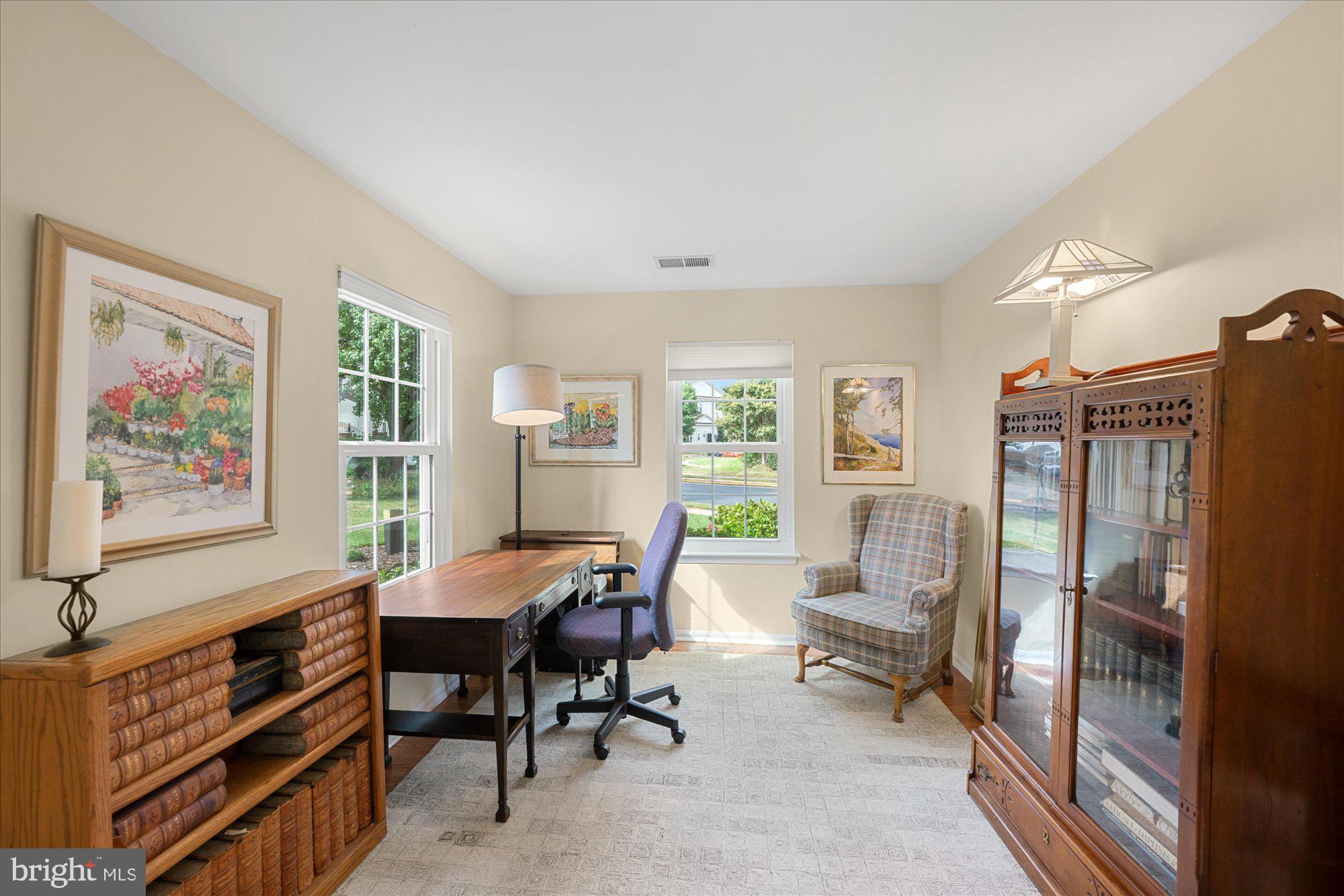 ASHBURN VILLAGE - Residential