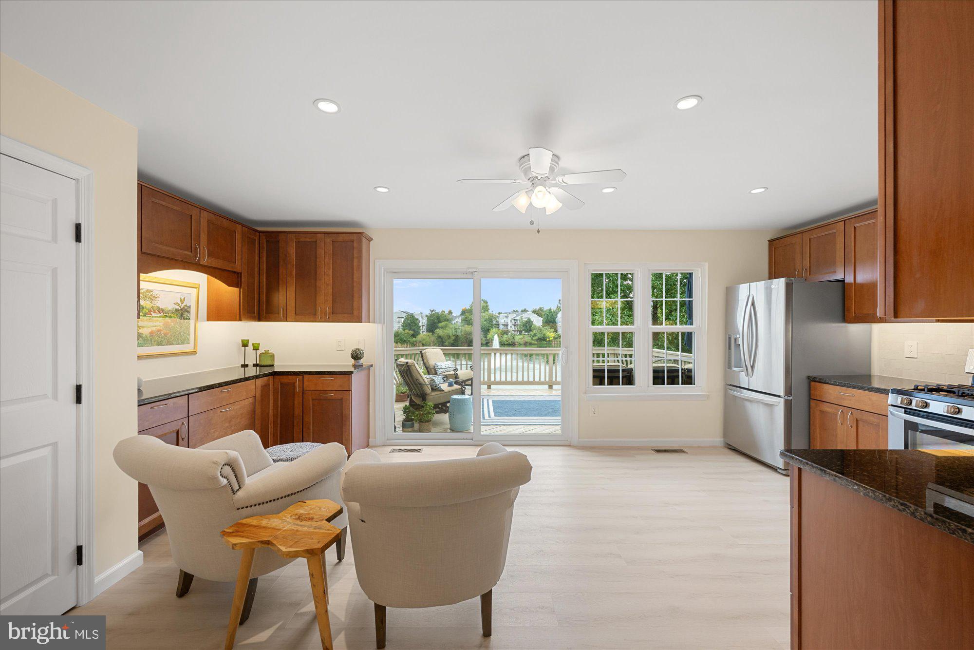 ASHBURN VILLAGE - Residential