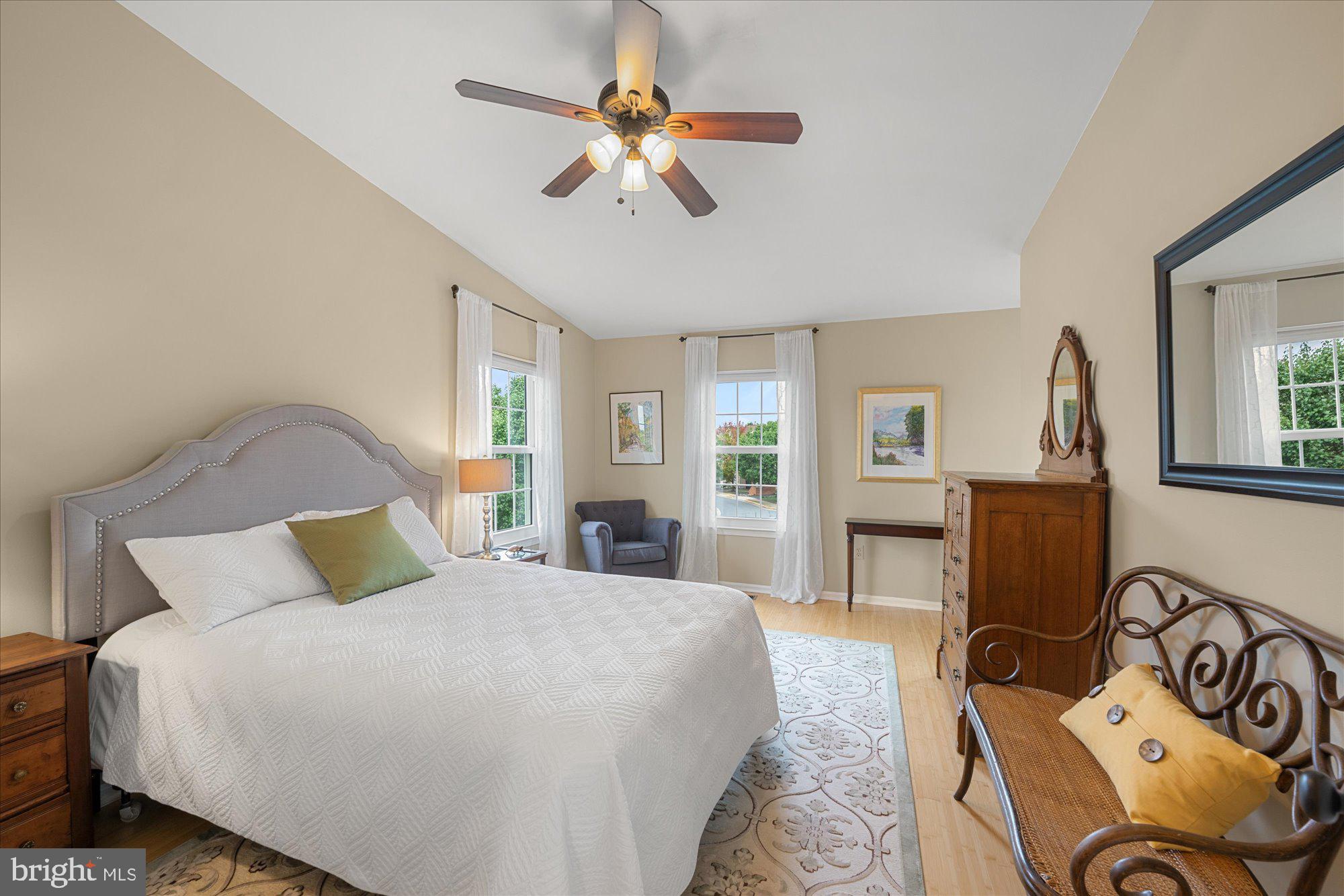 ASHBURN VILLAGE - Residential