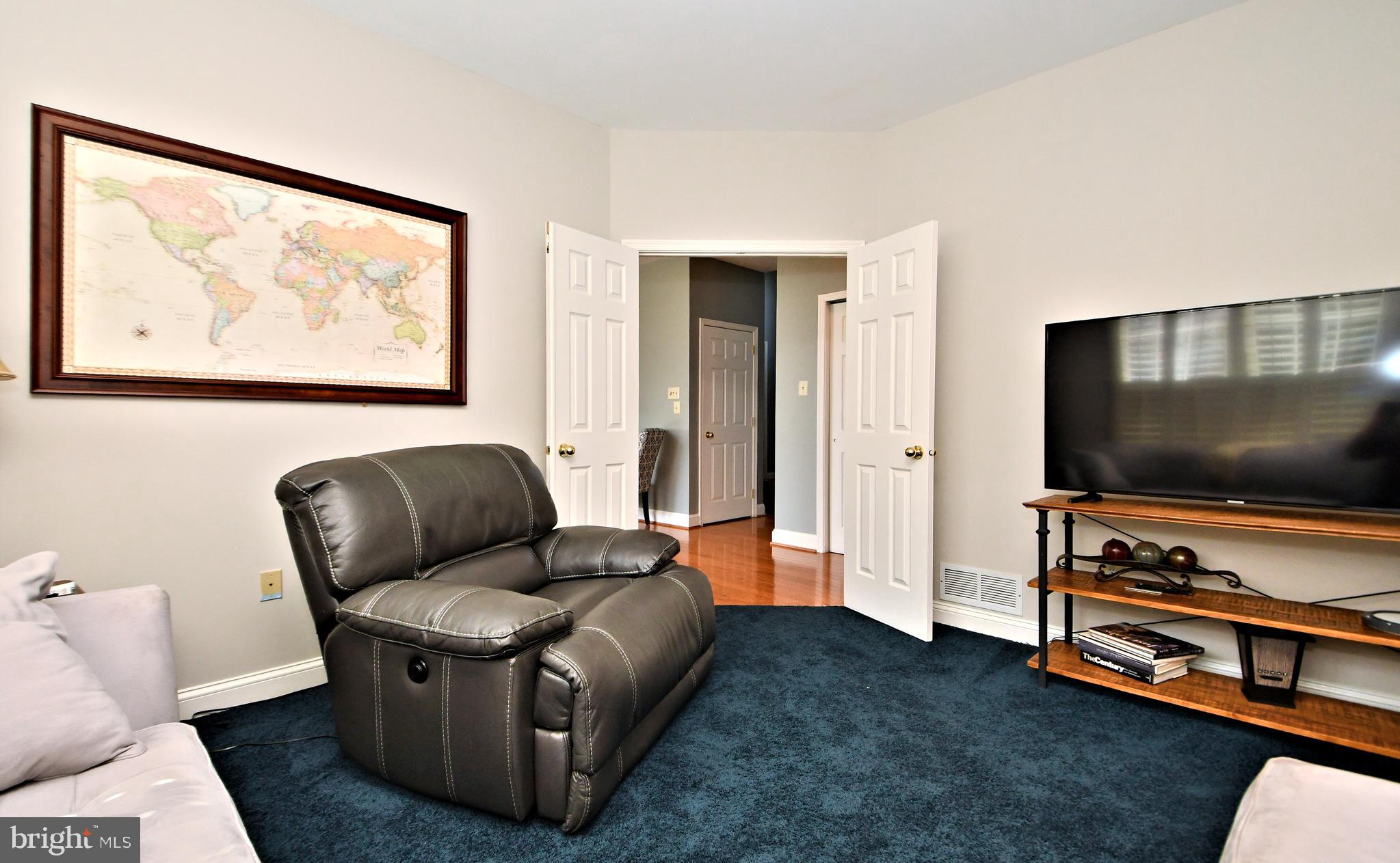 ESTATES OF HORSHAM - Residential