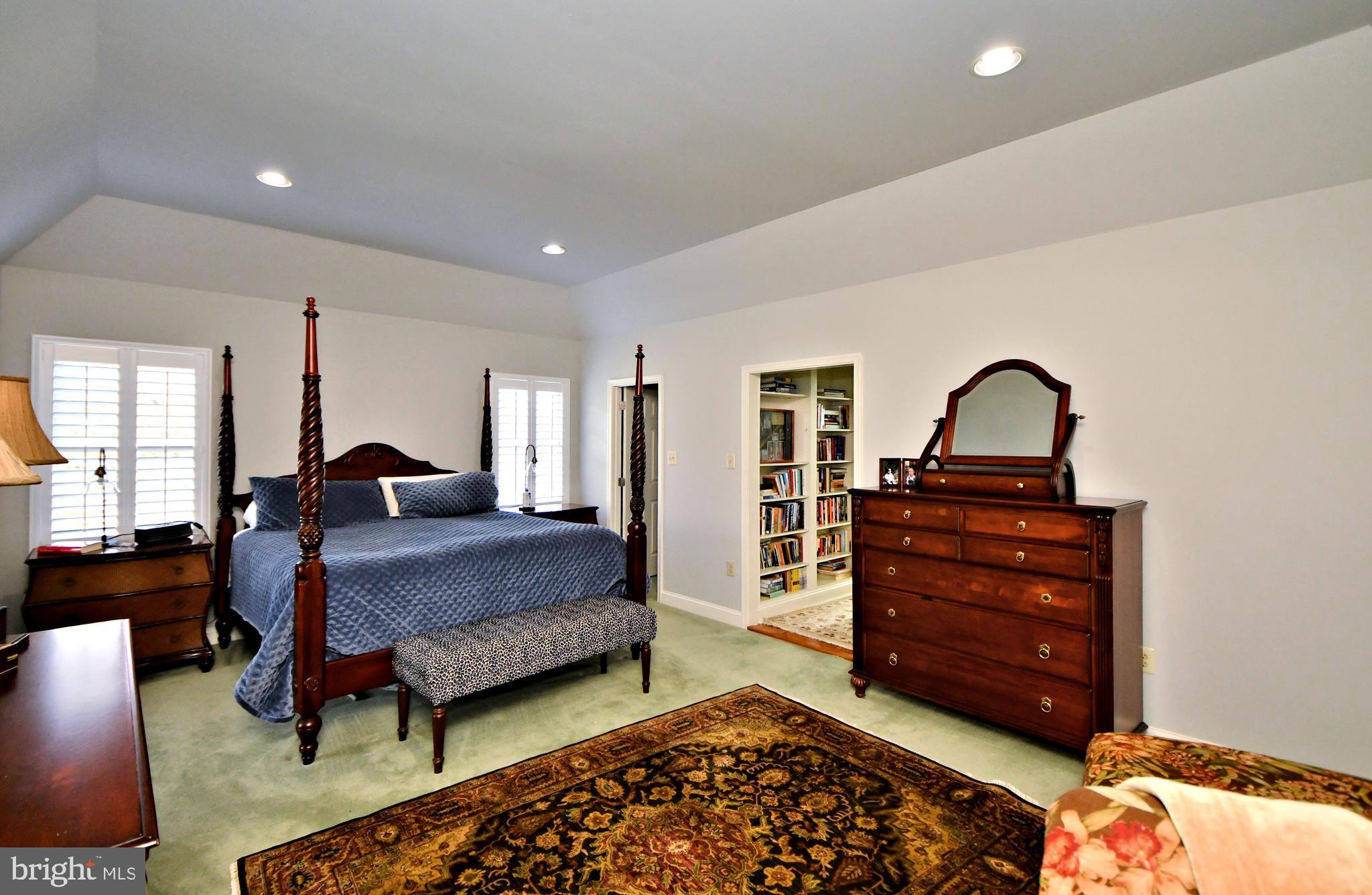 ESTATES OF HORSHAM - Residential