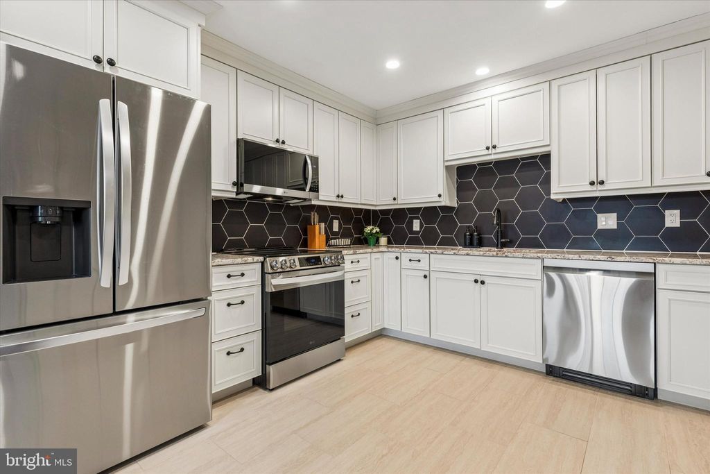 Photo of 663 Muhlenberg Drive #508, TRAPPE, PA 19426 (MLS # PAMC2169494)