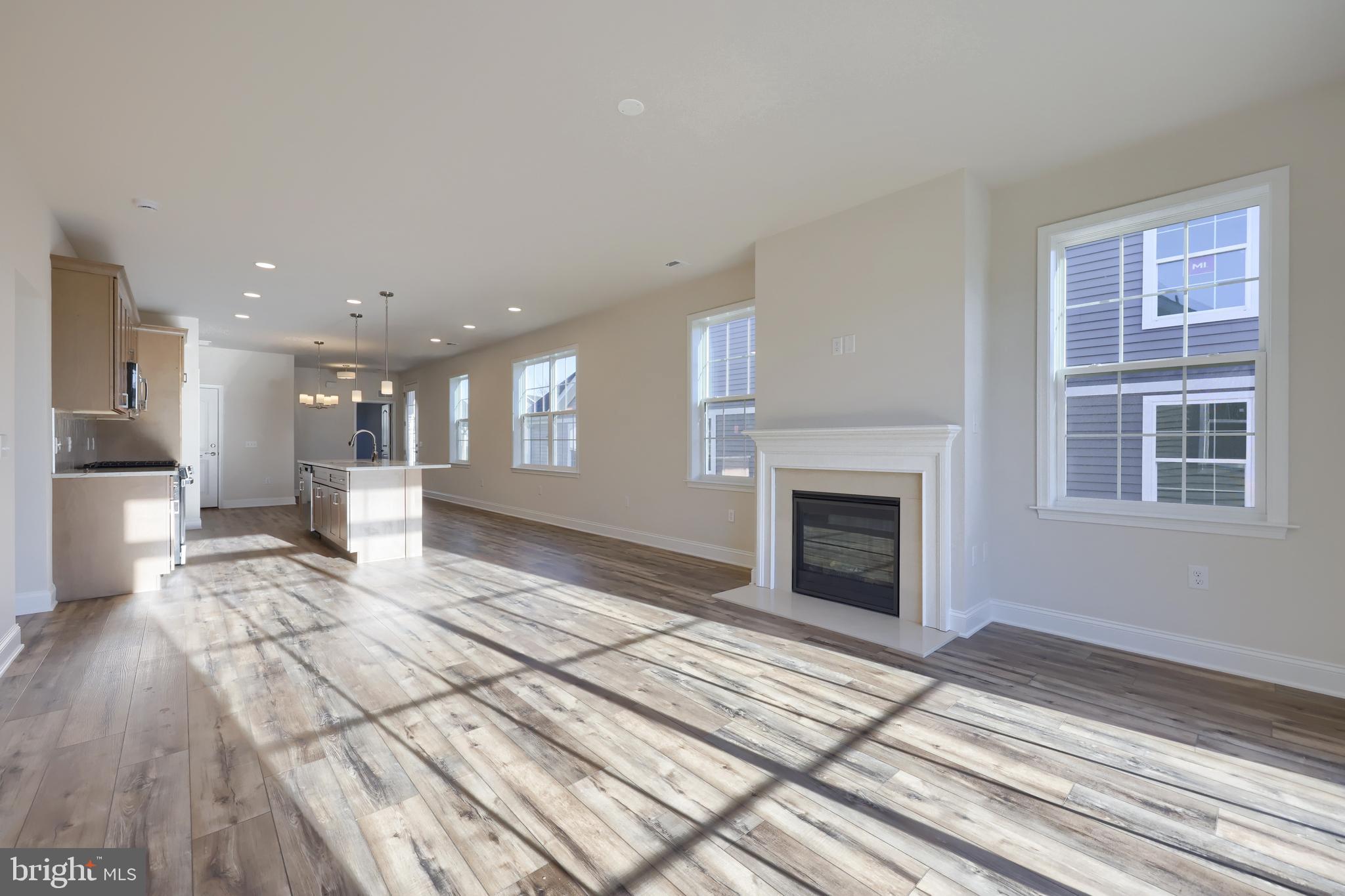 CROSSGATES - Residential