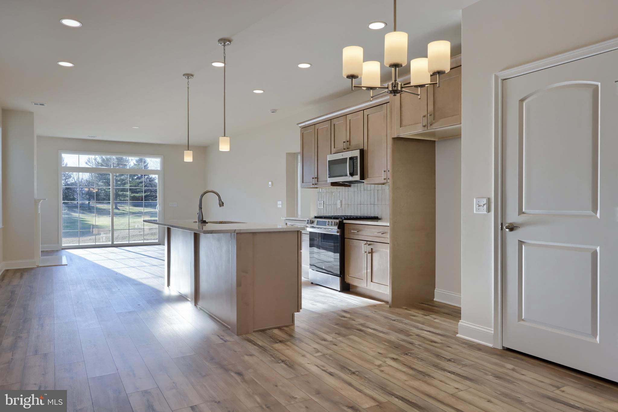 CROSSGATES - Residential