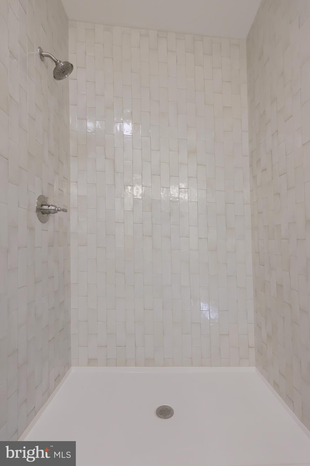 CROSSGATES - Residential