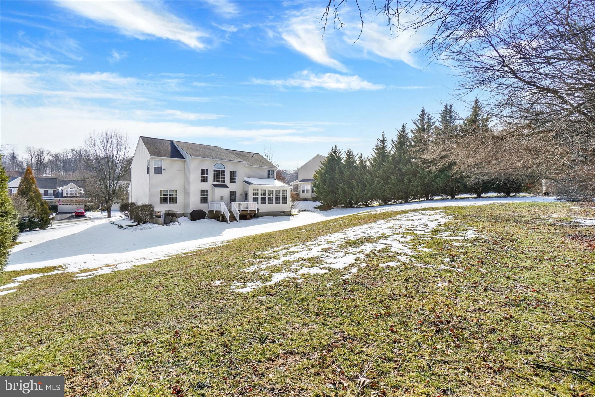 675 CLYDESDALE DRIVE