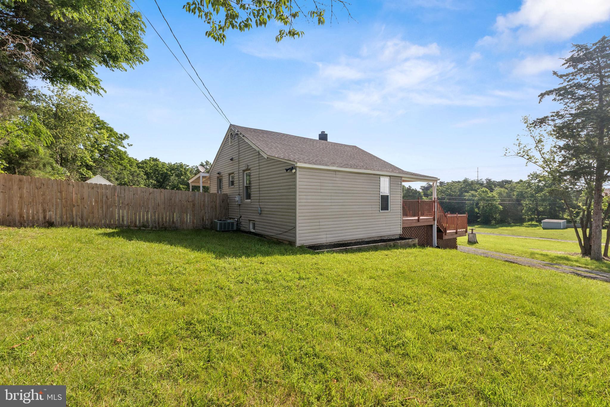 1611 HUDSON HOLLOW ROAD