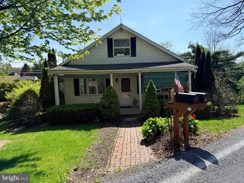 Photo of 750 Brockton Mountain Drive, BARNESVILLE, PA 18214 (MLS # PASK2027172)