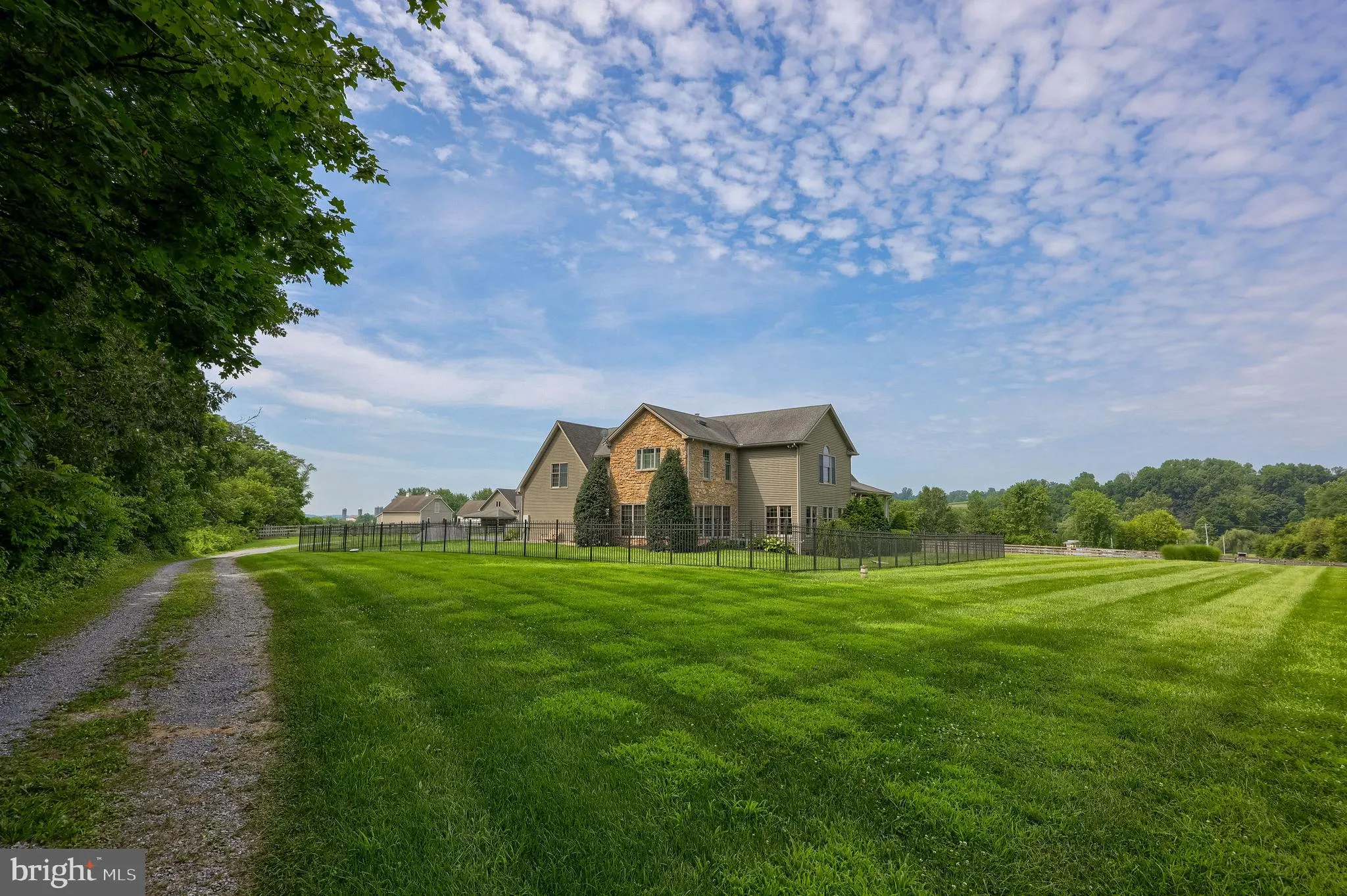 Hershey, Pennsylvania 17033, United States, 3 Bedrooms Bedrooms, ,3 BathroomsBathrooms,Residential,Coming Soon,197813