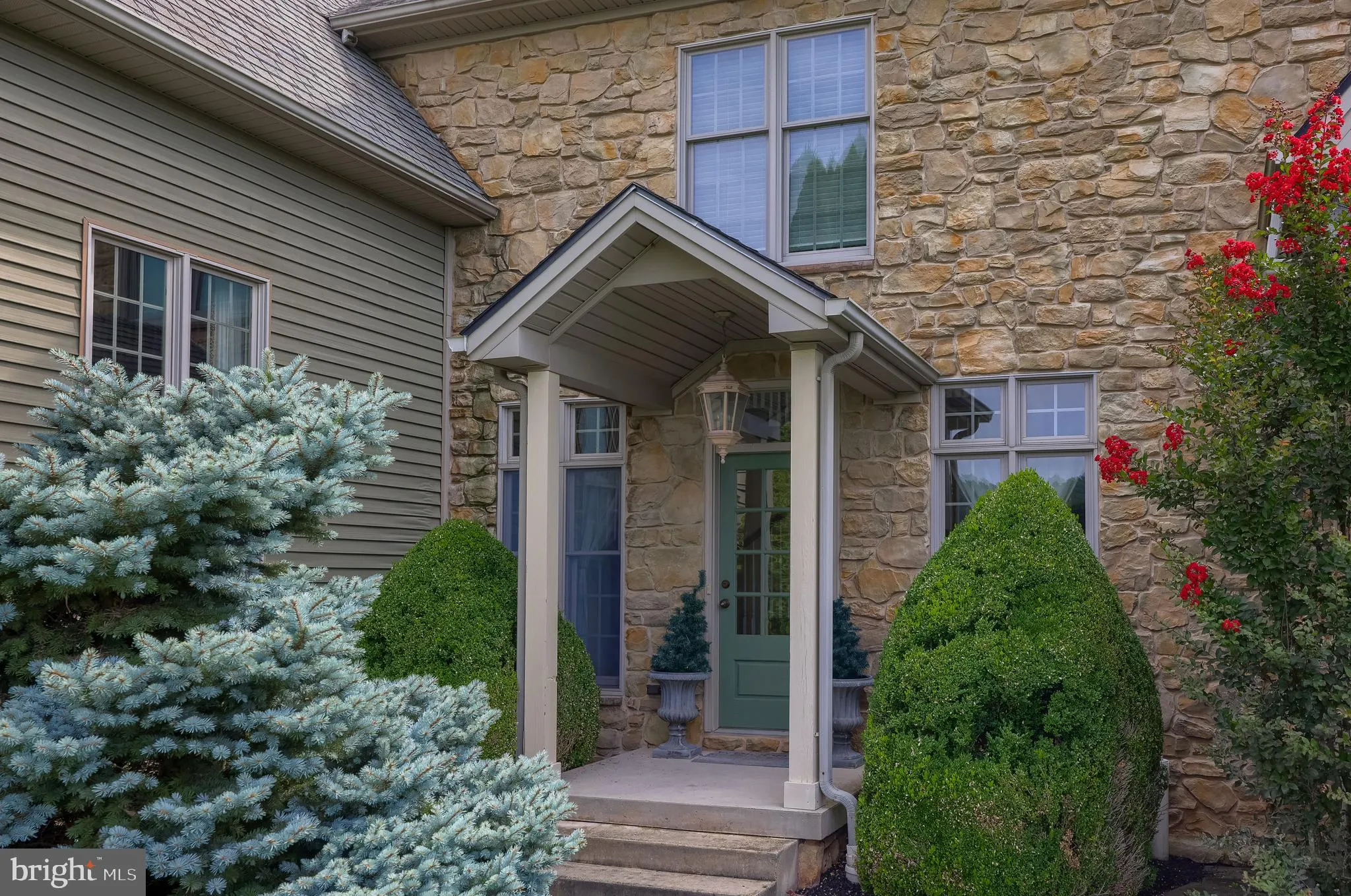 Hershey, Pennsylvania 17033, United States, 3 Bedrooms Bedrooms, ,3 BathroomsBathrooms,Residential,Coming Soon,197813