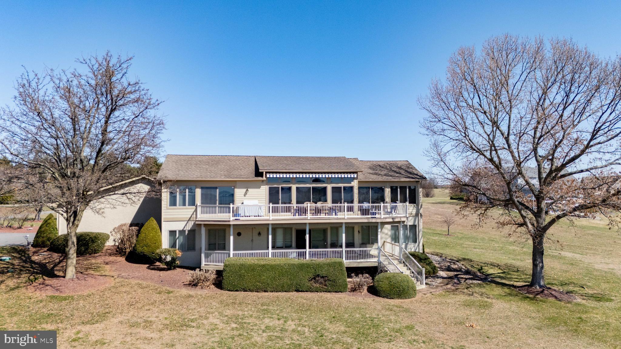 SUNSET POINTE - Residential